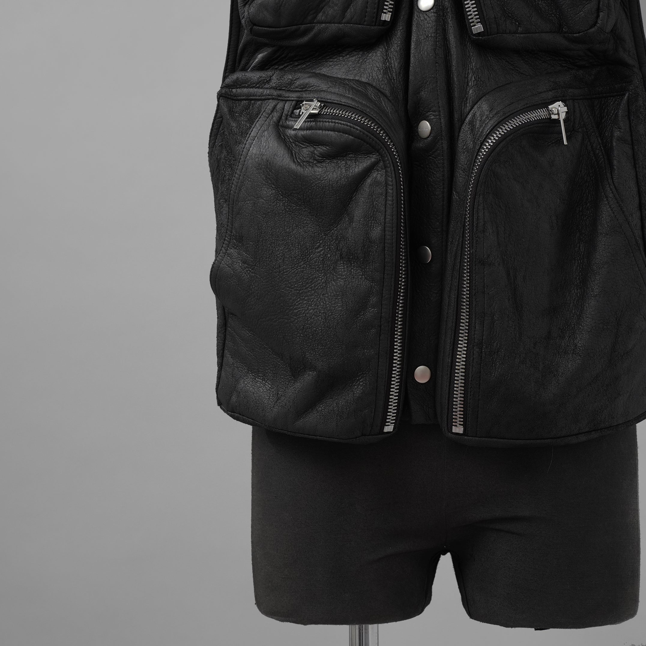 Rick Owens リックオウエンス / 美品 24AW Porterville Leather Cargo Vest レザーカーゴベスト / RU02D6767-LBA / size 48 (BLACK)