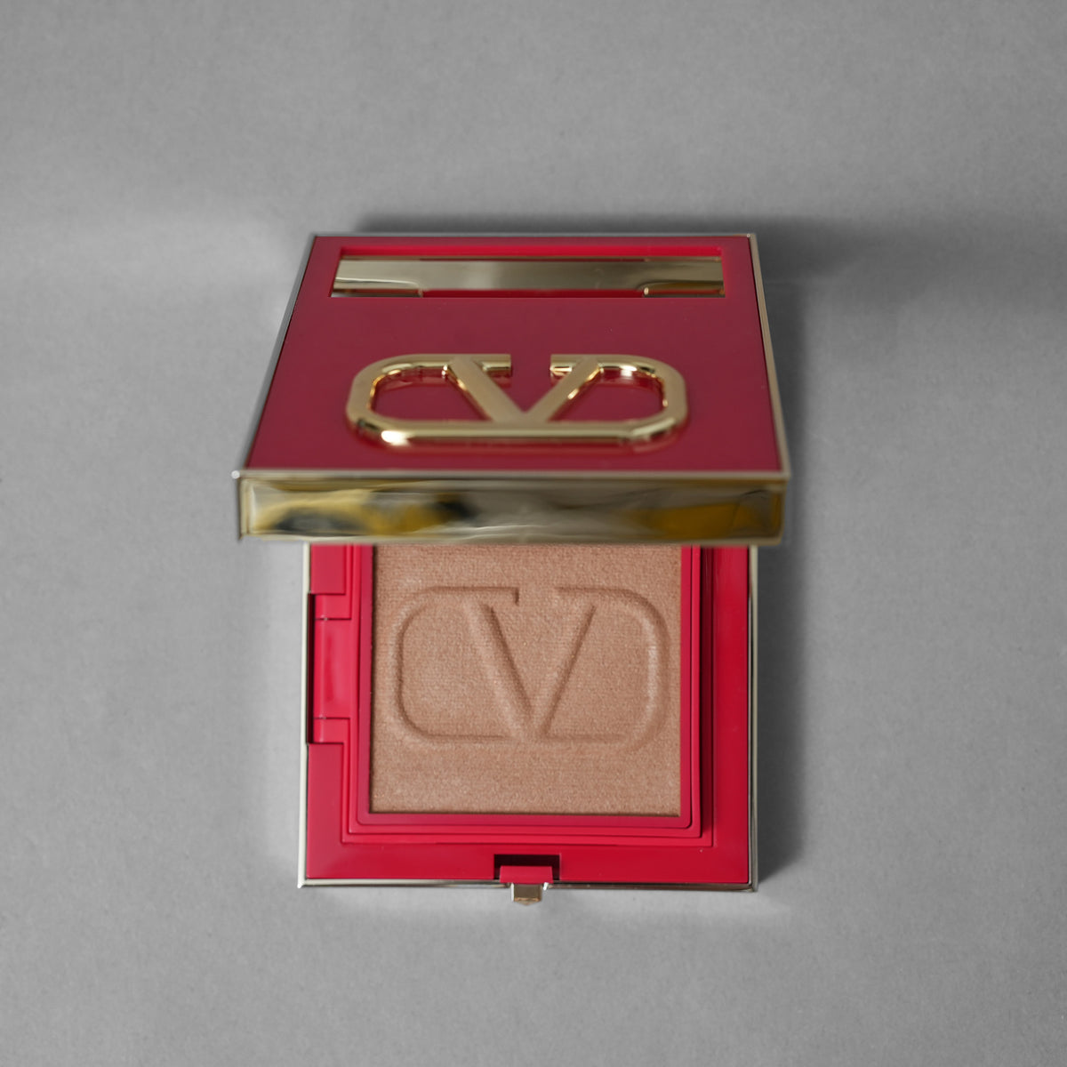 未使用 VALENTINO BEAUTY ヴァレンティノ ビューティ / 22 GO クラッチ ＆ ミニロッソ 00ブロンズ フェイスパウダー カラー00 ブロンズ  ミニロッソ マット ミニリップスティック カラー219A アクセサリー / PINK レディース 352102-izm
