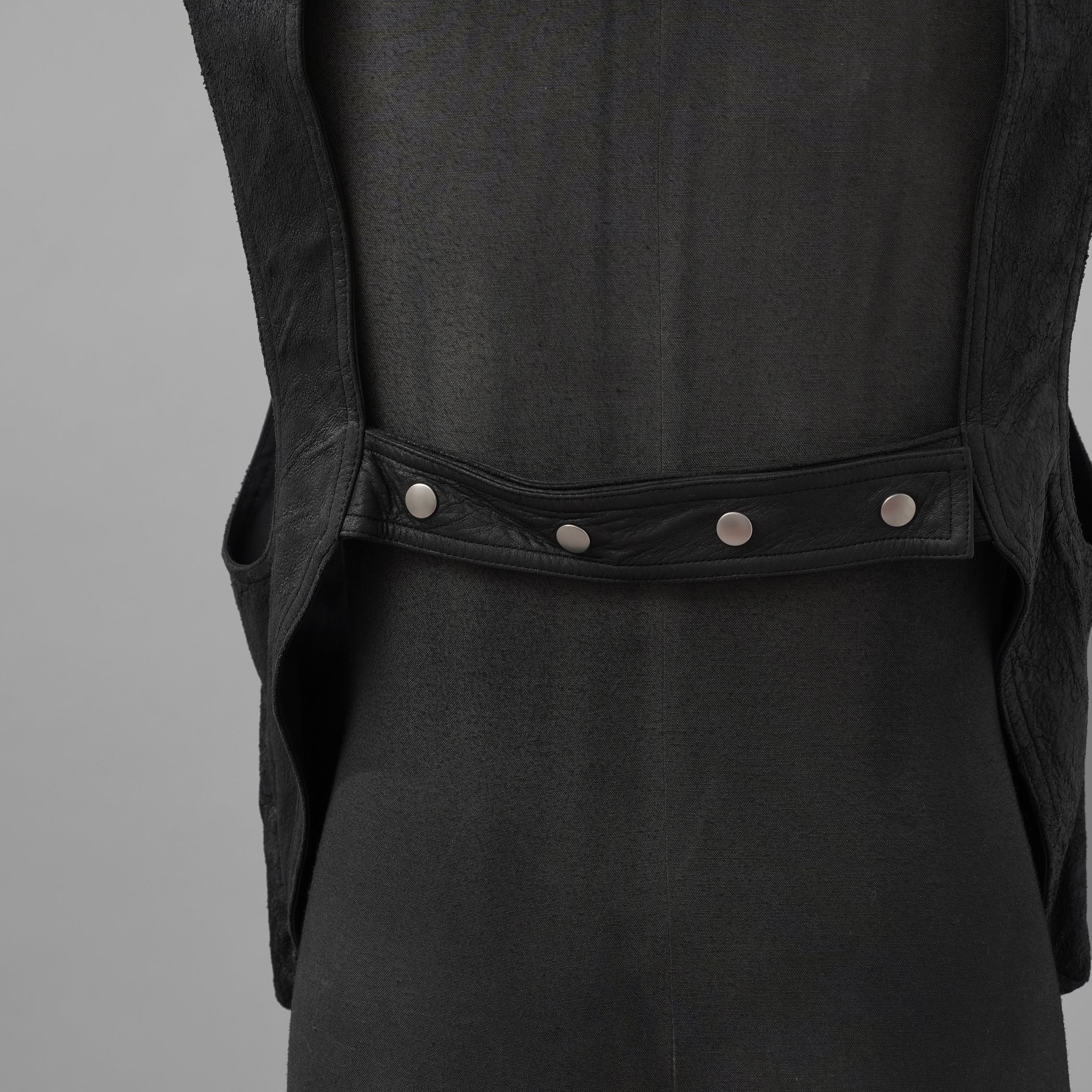 Rick Owens リックオウエンス / 美品 24AW Porterville Leather Cargo Vest レザーカーゴベスト / RU02D6767-LBA / size 48 (BLACK)