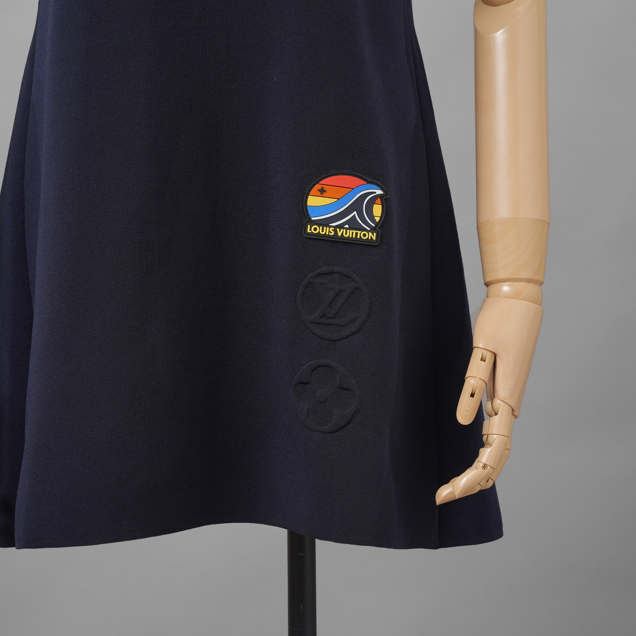 新品 LOUIS VUITTON ルイヴィトン / 22SS LVウェーブウイング タンクトップ / RW222W N70 FNKW06 / size M (NAVY) レディース
