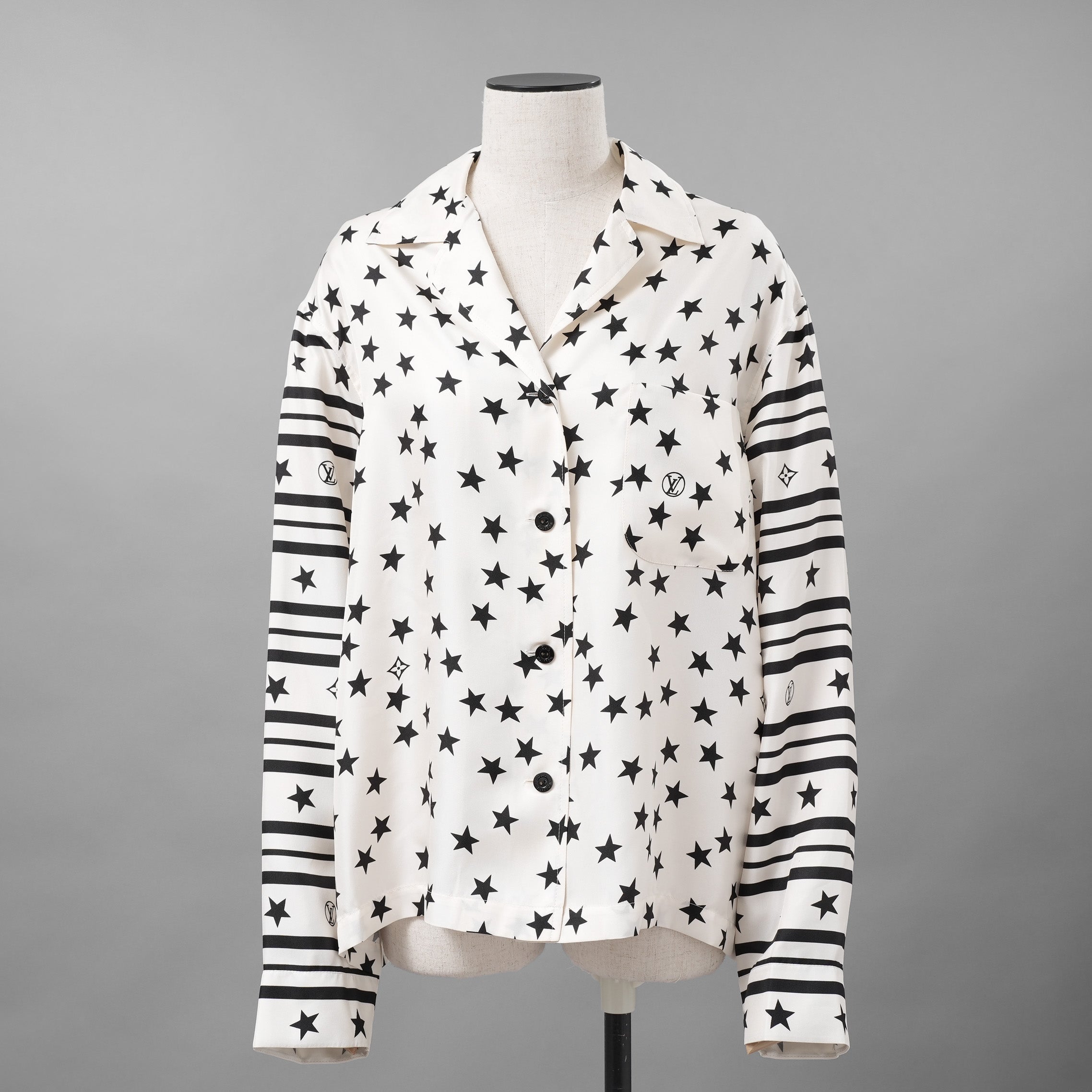 LOUIS VUITTON ルイヴィトン / 美品 22SS LVサマー スターダスト シルク パジャマシャツ / 長袖シャツ / RW222 O33 FNBL38 / size 38 (WHITE) レディース