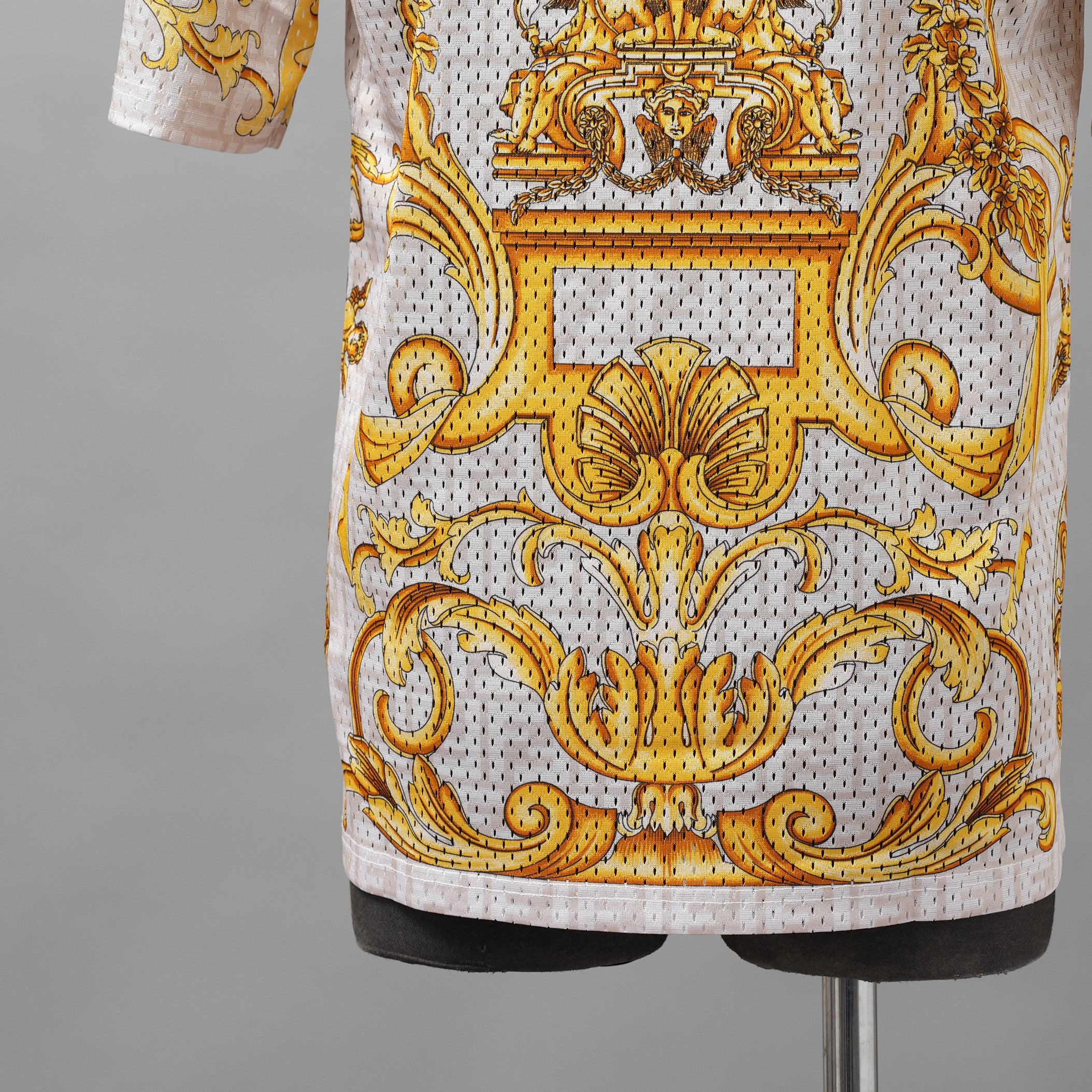 FENDACE フェンダーチェ FENDI×VERSACE コラボ / 美品 22SS ロゴ メッシュ 半袖Tシャツ / FAF649 AKGW / size XS (GOLD)