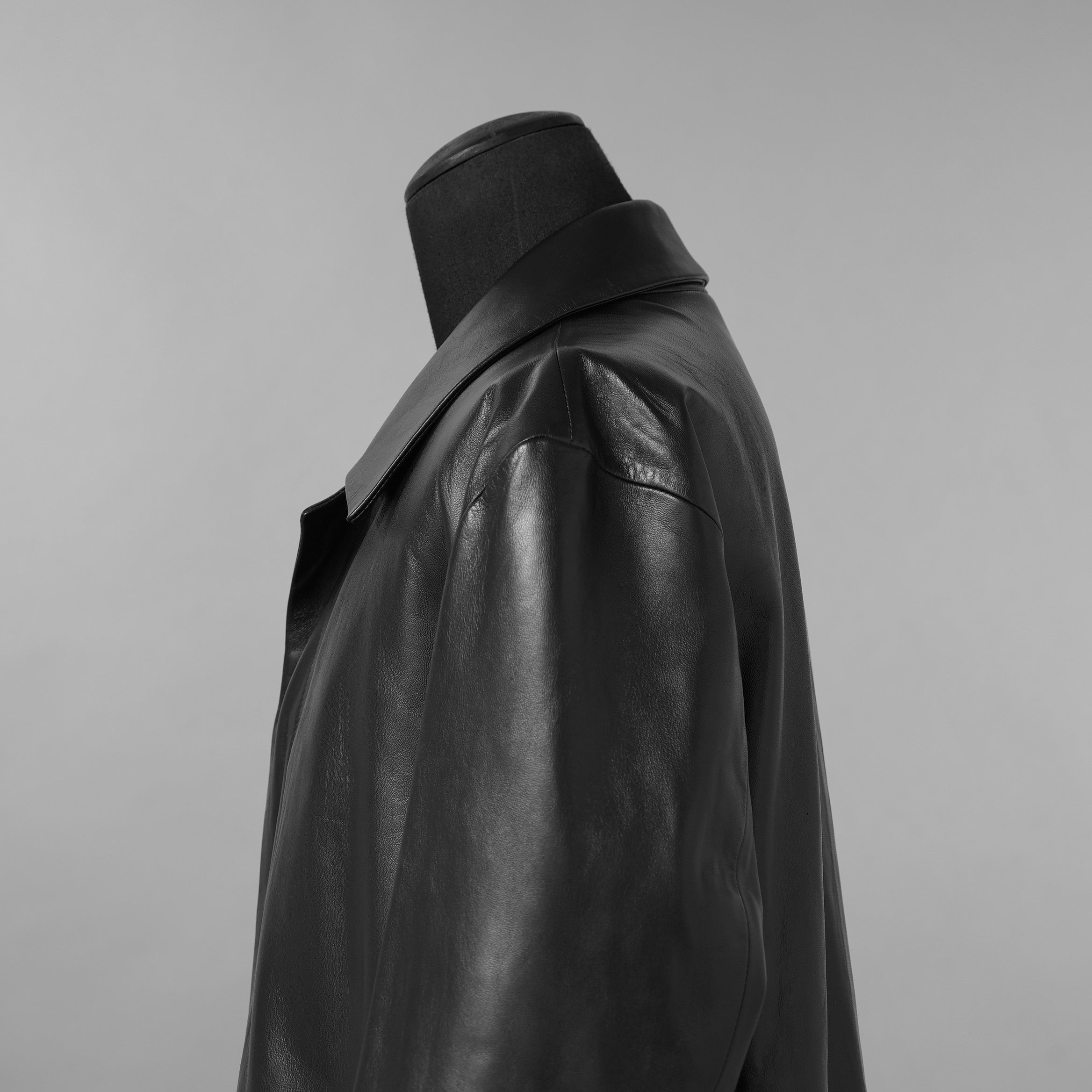 Calvin Klein Studio カルバン クライン スタジオ  / 美品 CK プレミアムライン / ラムレザー ハーフ コート / SP81600320 / size M (BLACK)