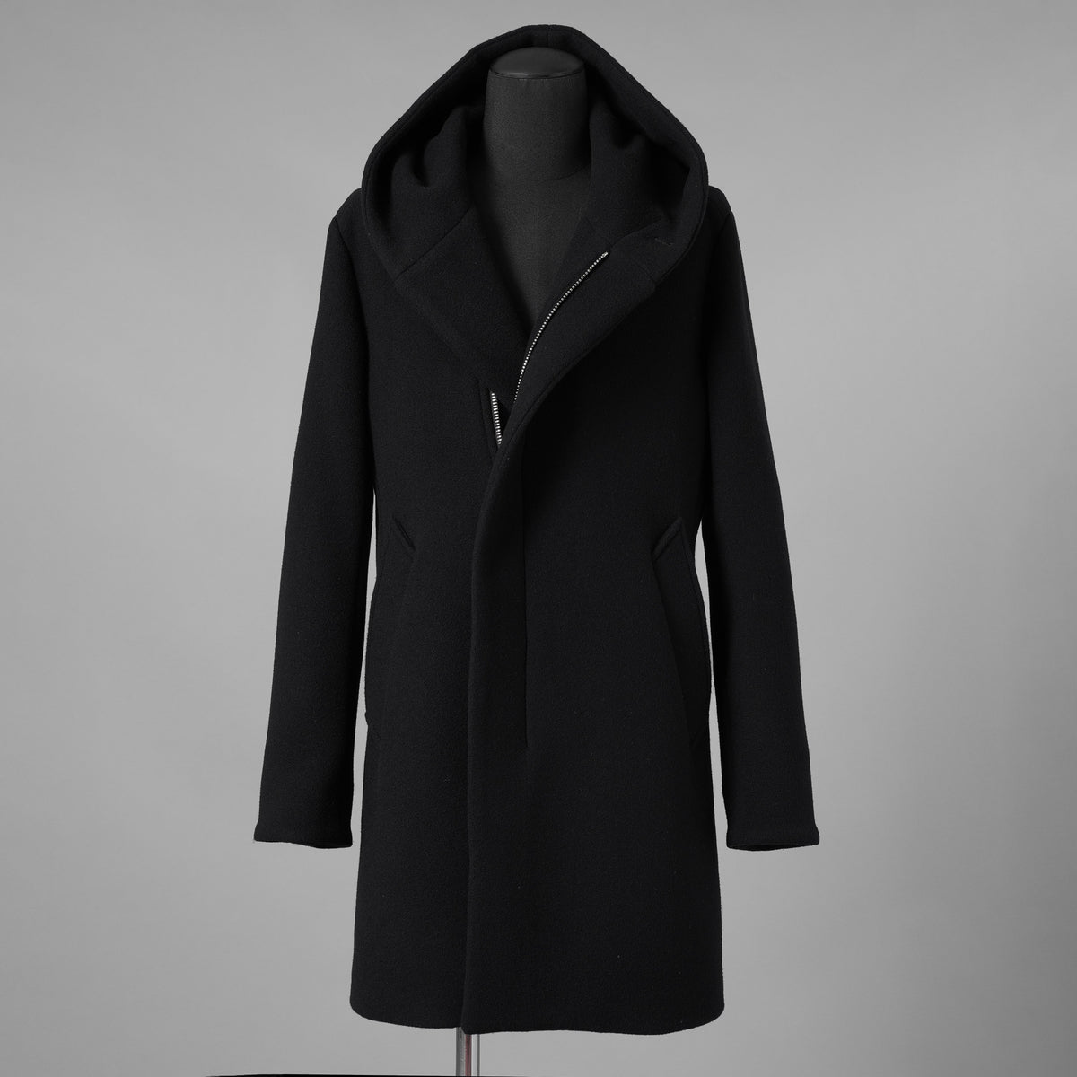 1PIU1UGUALE3 ウノピゥウノウグァーレトレ / 18AW 美品 WRAP NECK HOOD COAT ウールカシミア メルトンコート アウター / MRC060 WNY016 / size 4 (BLACK) 123023-alm