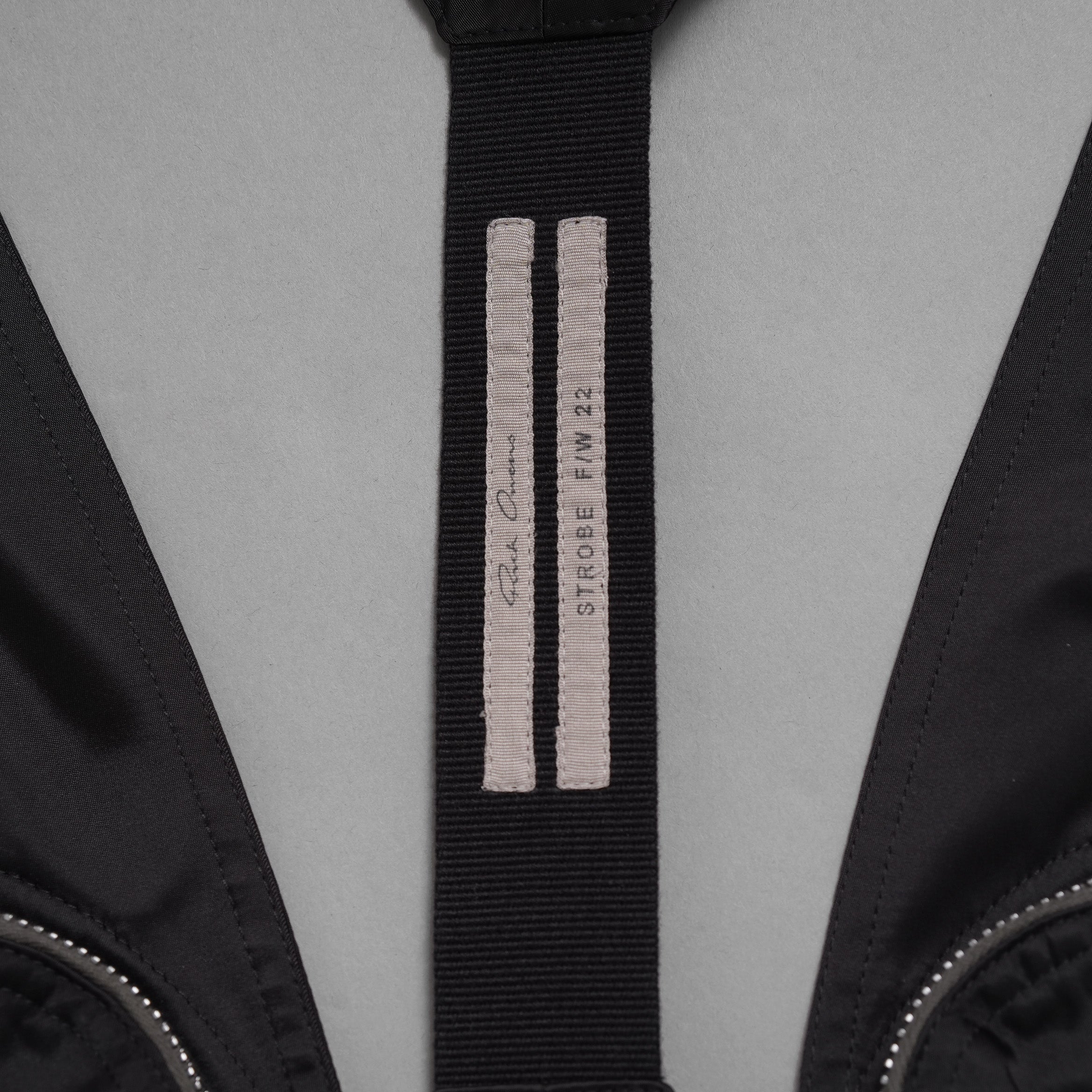 Rick Owens リックオウエンス / 美品 22AW STROBE / Bauhaus Vest バウハウス ベスト / RU02B2763-NBR / size 48 (BLACK)