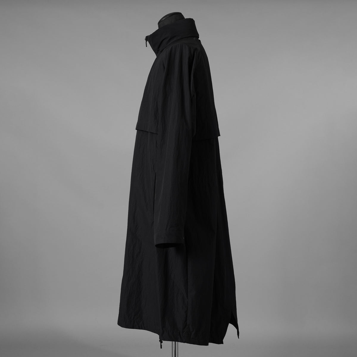 KAZUYUKI KUMAGAI ATTACHMENT カズユキ クマガイ アタッチメント / 20SS 塩縮タスランナイロンタフタ スタンドカラー コート / AC01-211 / size 2 (BLACK) 123032-alm