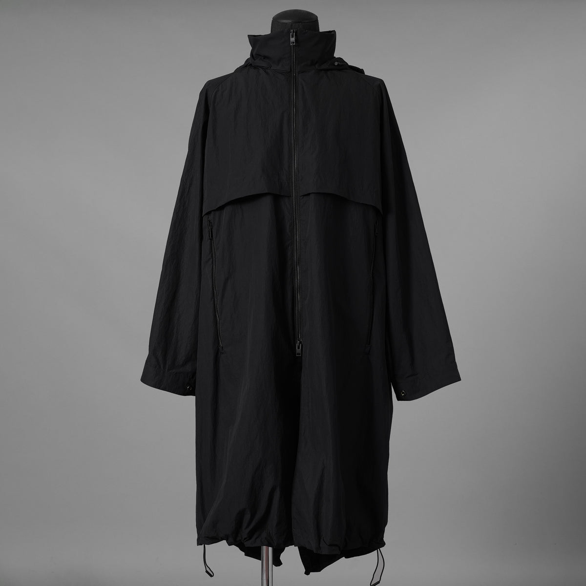 KAZUYUKI KUMAGAI ATTACHMENT カズユキ クマガイ アタッチメント / 20SS 塩縮タスランナイロンタフタ スタンドカラー コート / AC01-211 / size 2 (BLACK) 123032-alm