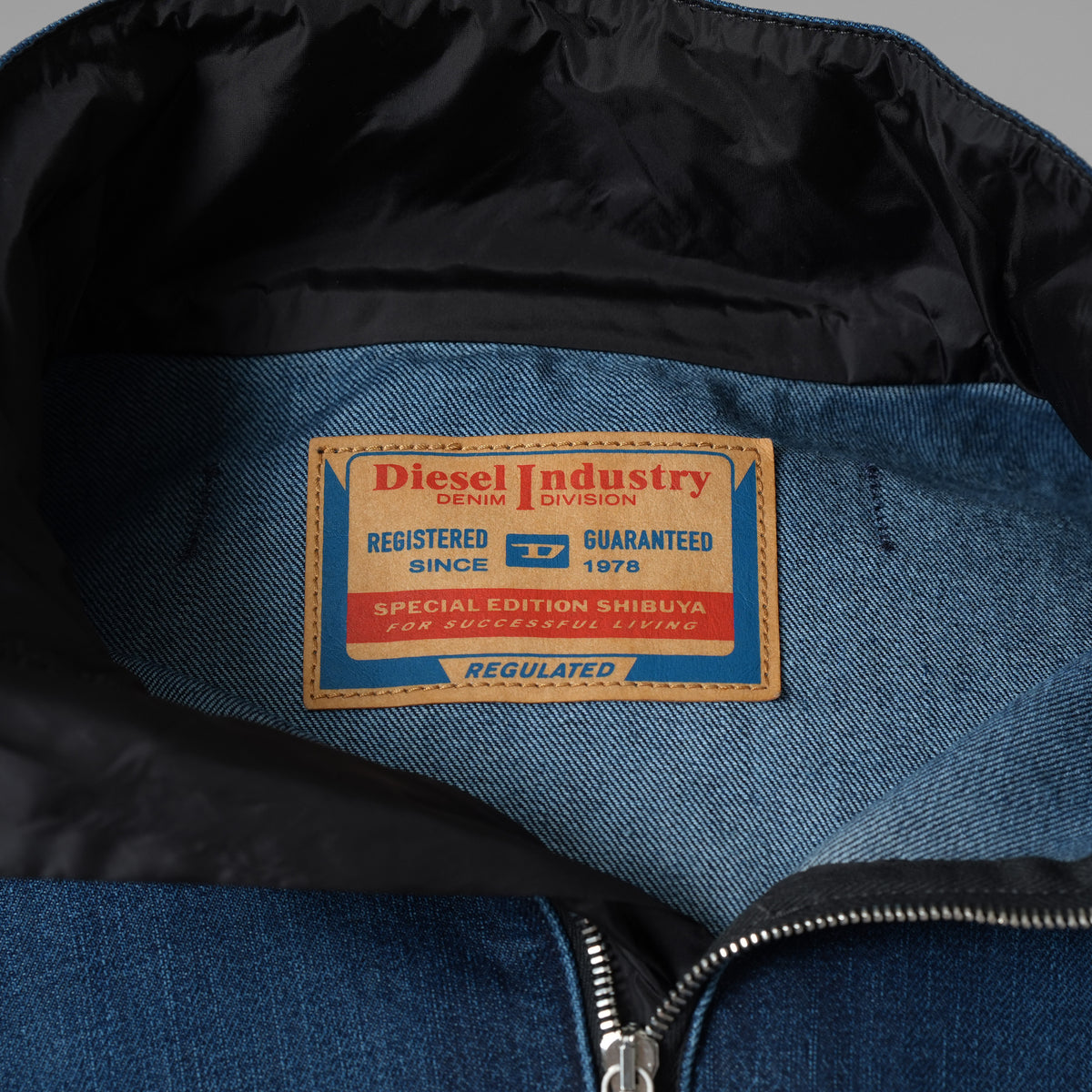 DIESEL ディーゼル / 美品 24AW D-FLOW-FSE ハーフジップ デニム プルオーバーシャツ 長袖シャツ / P01375 / size XS (INDIGO) 352116-in-ue
