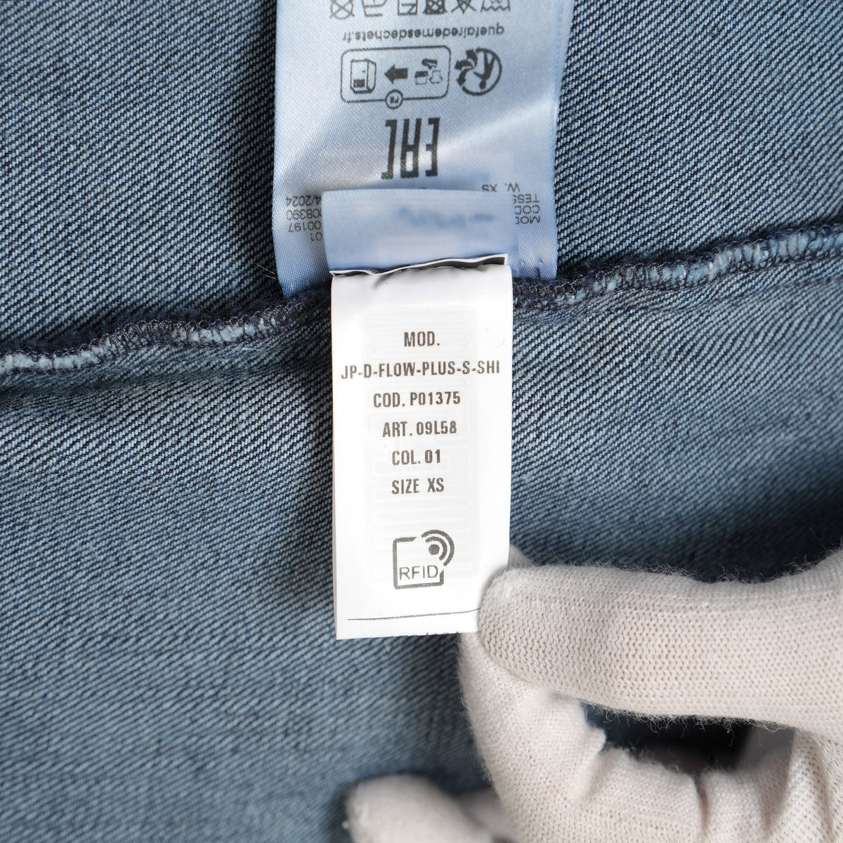 DIESEL ディーゼル / 美品 24AW D-FLOW-FSE ハーフジップ デニム プルオーバーシャツ 長袖シャツ / P01375 / size XS (INDIGO) 352116-in-ue