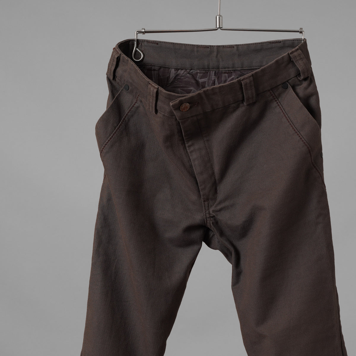 DEVOA デヴォア / 21AW Slim Pants スリムパンツ パンツ / size 1 (LAVA STONE) 352115-in-ue
