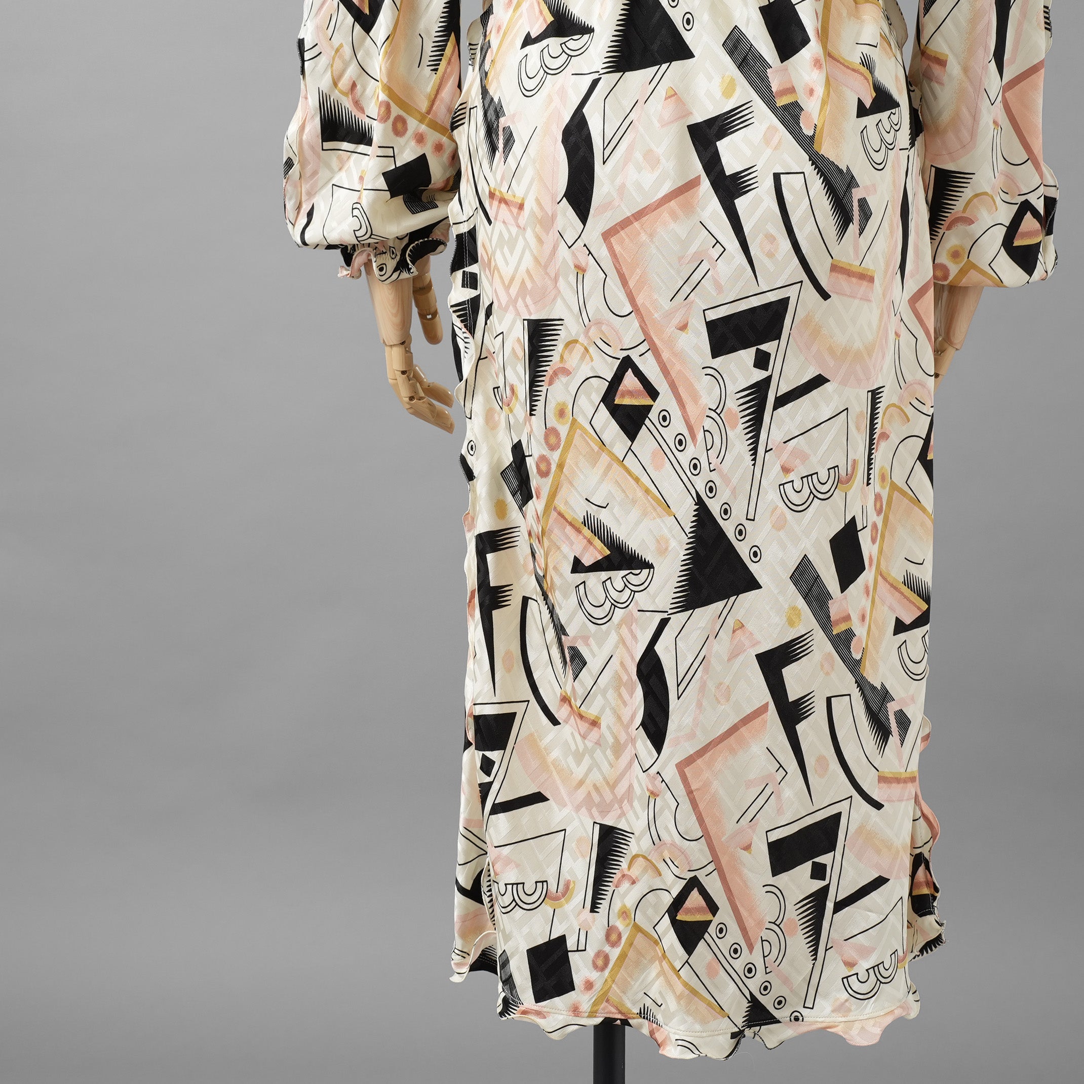 FENDI フェンディ / 美品 22SS ジオメトリック柄 シルクシフォン ワンピース / ドレス / FDB896 AJYC / size 40 (IVORY) レディース