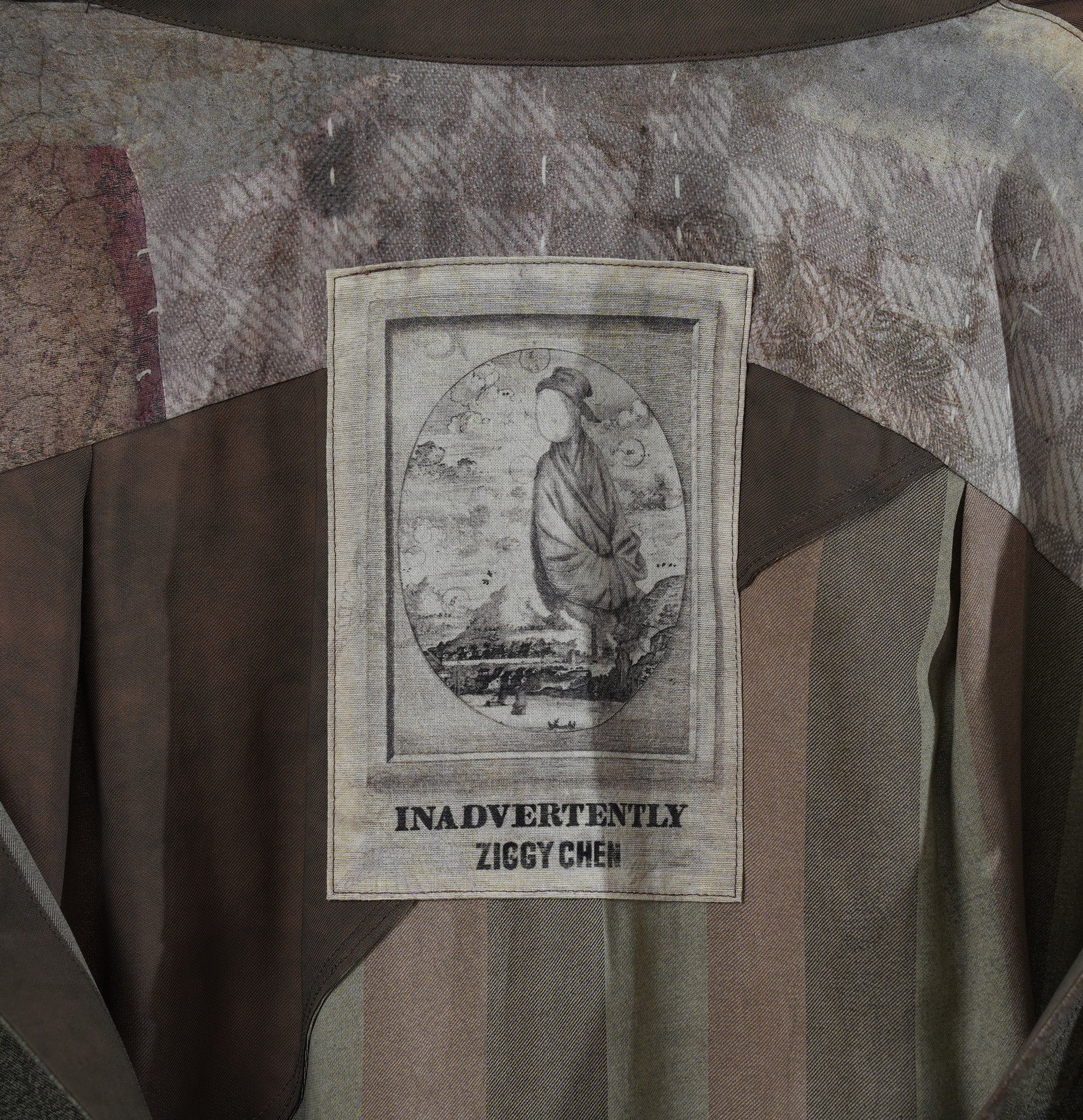 ZIGGY CHEN ジギーチェン/ 24SS Spiral Printing Oversized Long Shirt スパイラルプリント オーバーサイズ ロングシャツ（フェードカッパーローズ）長袖シャツ / OM2410720 / size 44 ( Faded Copper Rose )