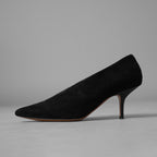 未使用 CELINE セリーヌ / エッセンシャル Vネック スウェード パンプス シューズ / size 35.5 (22.5cm) BLACK レディース 352113-izm