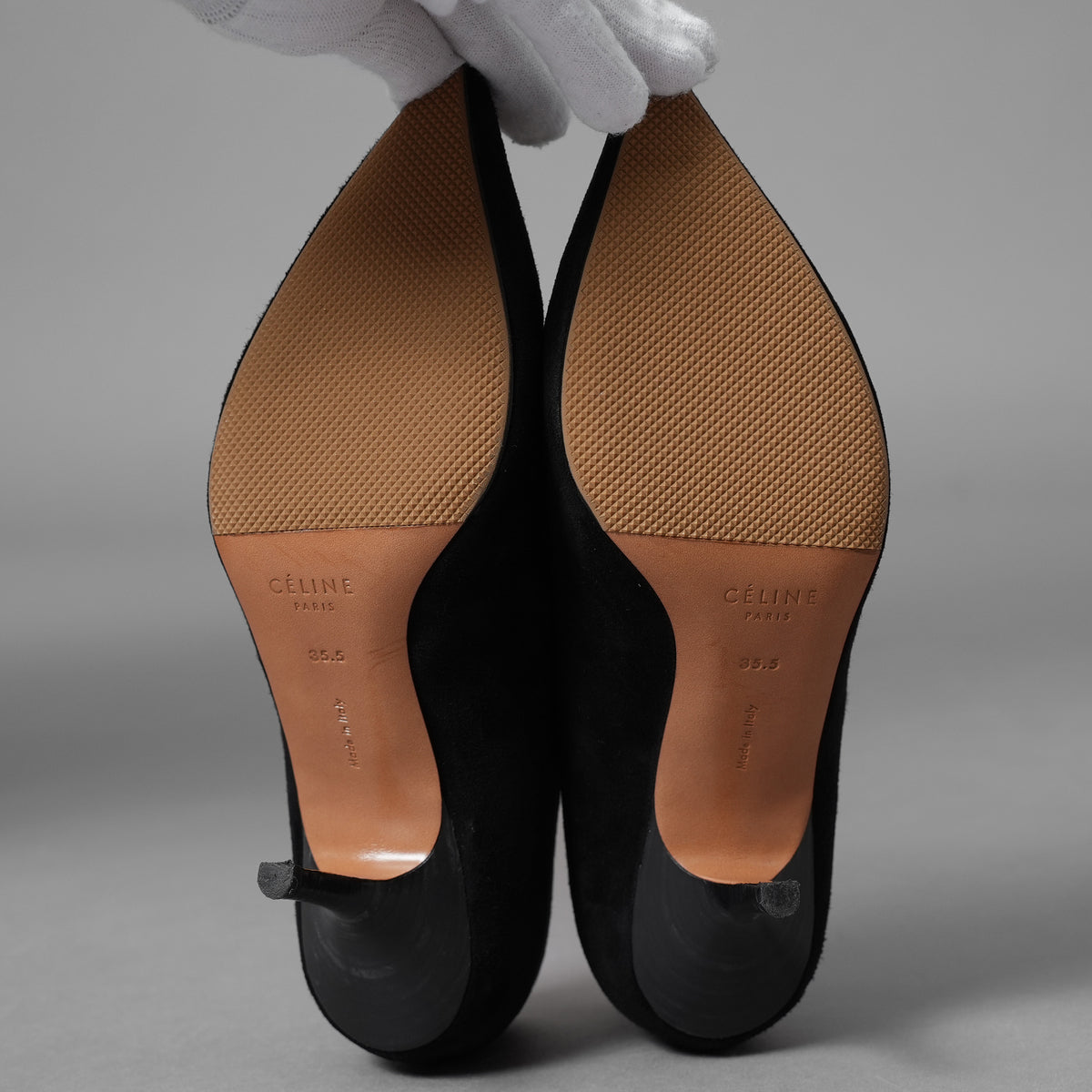 未使用 CELINE セリーヌ / エッセンシャル Vネック スウェード パンプス シューズ / size 35.5 (22.5cm) BLACK レディース 352113-izm