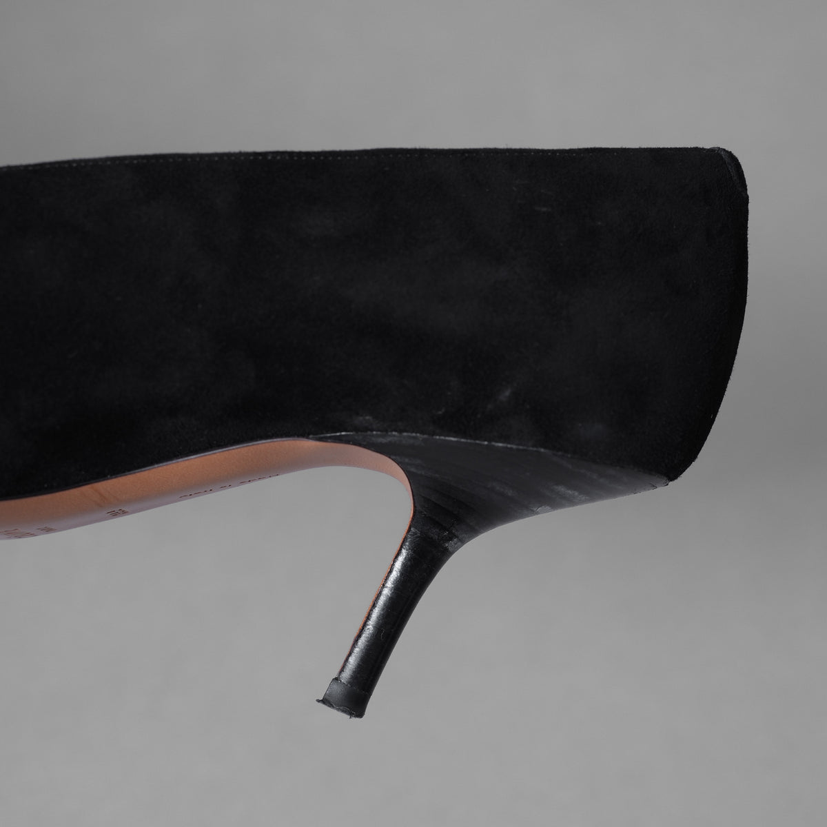 未使用 CELINE セリーヌ / エッセンシャル Vネック スウェード パンプス シューズ / size 35.5 (22.5cm) BLACK レディース 352113-izm