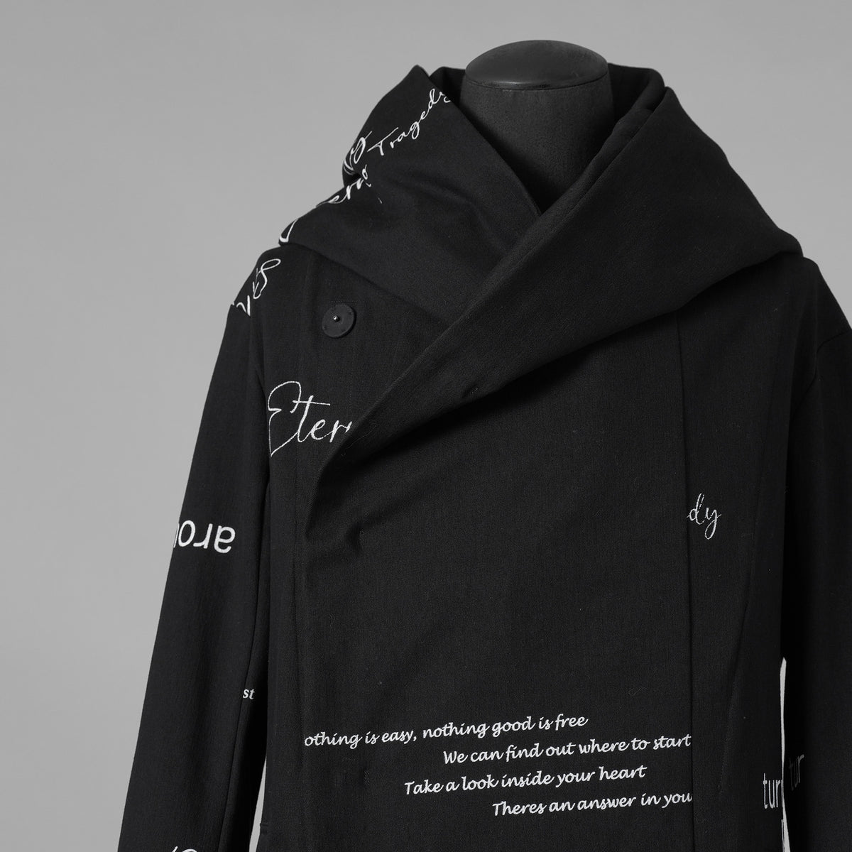 bajra バジュラ / 美品 25AW ストレッチデニム プリント フーデッドコート / 157UC03 / size 3 (BLACK) 352118-in-ue