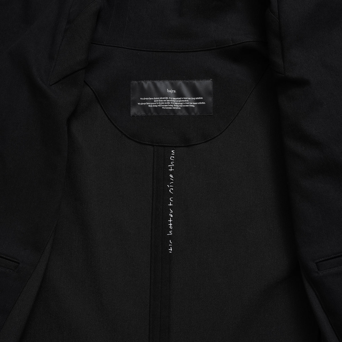bajra バジュラ / 美品 25AW ストレッチデニム プリント フーデッドコート / 157UC03 / size 3 (BLACK) 352118-in-ue