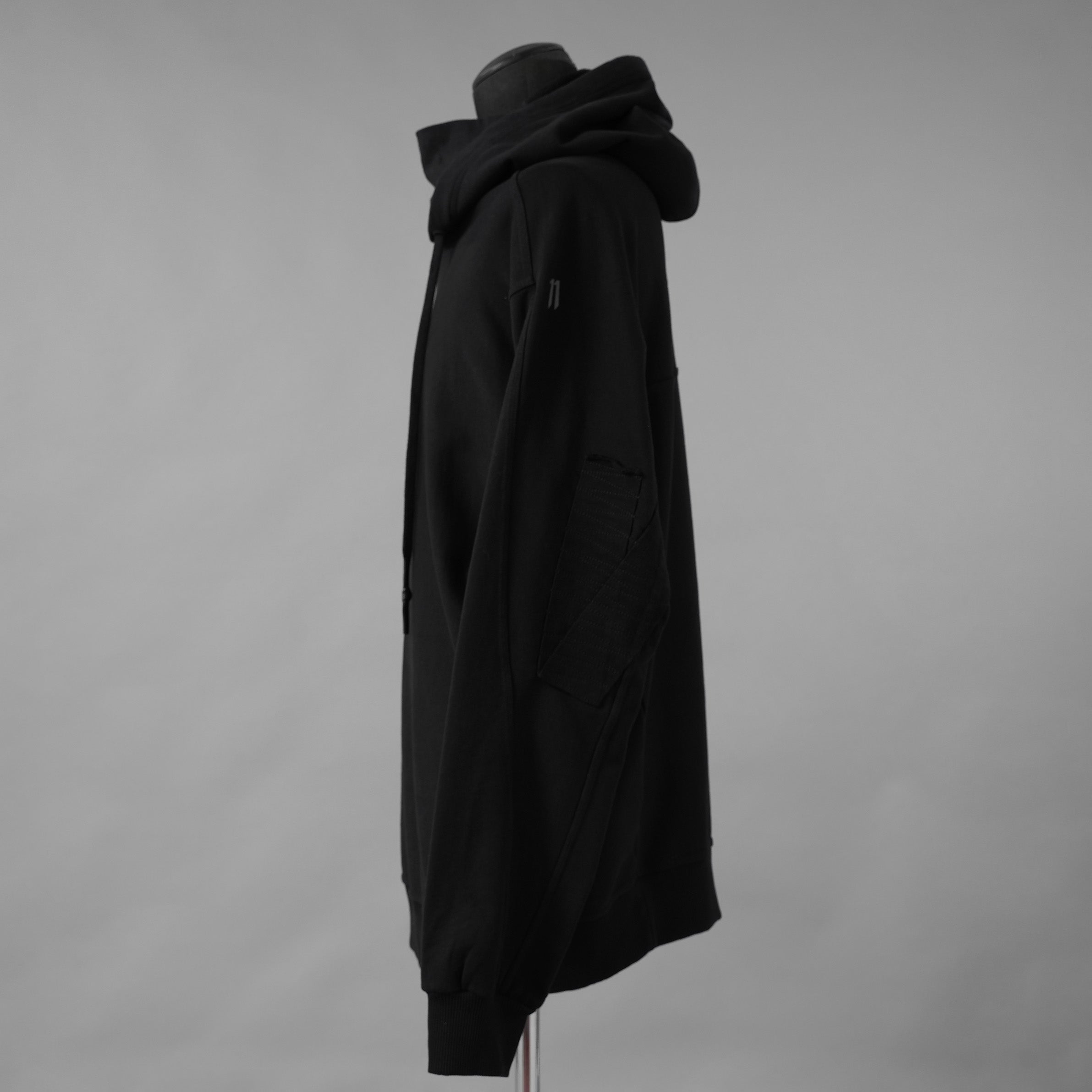 11 BY BORIS BIDJAN SABERI × Reeboc コラボ / 美品 25SS LTD CONSTRUCTED HOODIE パーカー / RMBB 00S C 99FLE001 / size M (BLACK)