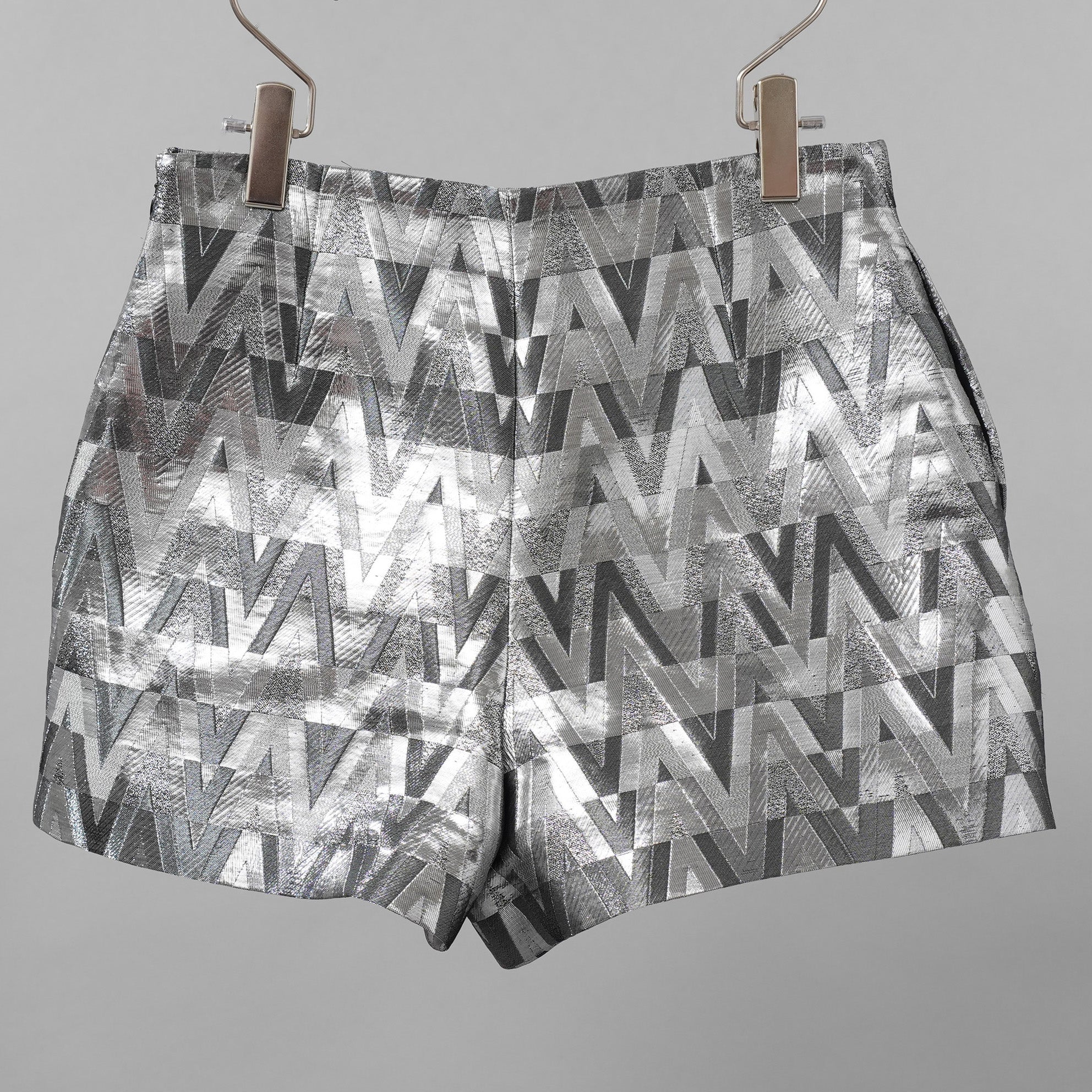 VALENTINO ヴァレンティノ / 22SS ルレックス Vオプティカル ジャカード ショーツ / XB3RF1V66UM / size 42 (SILVER) レディース