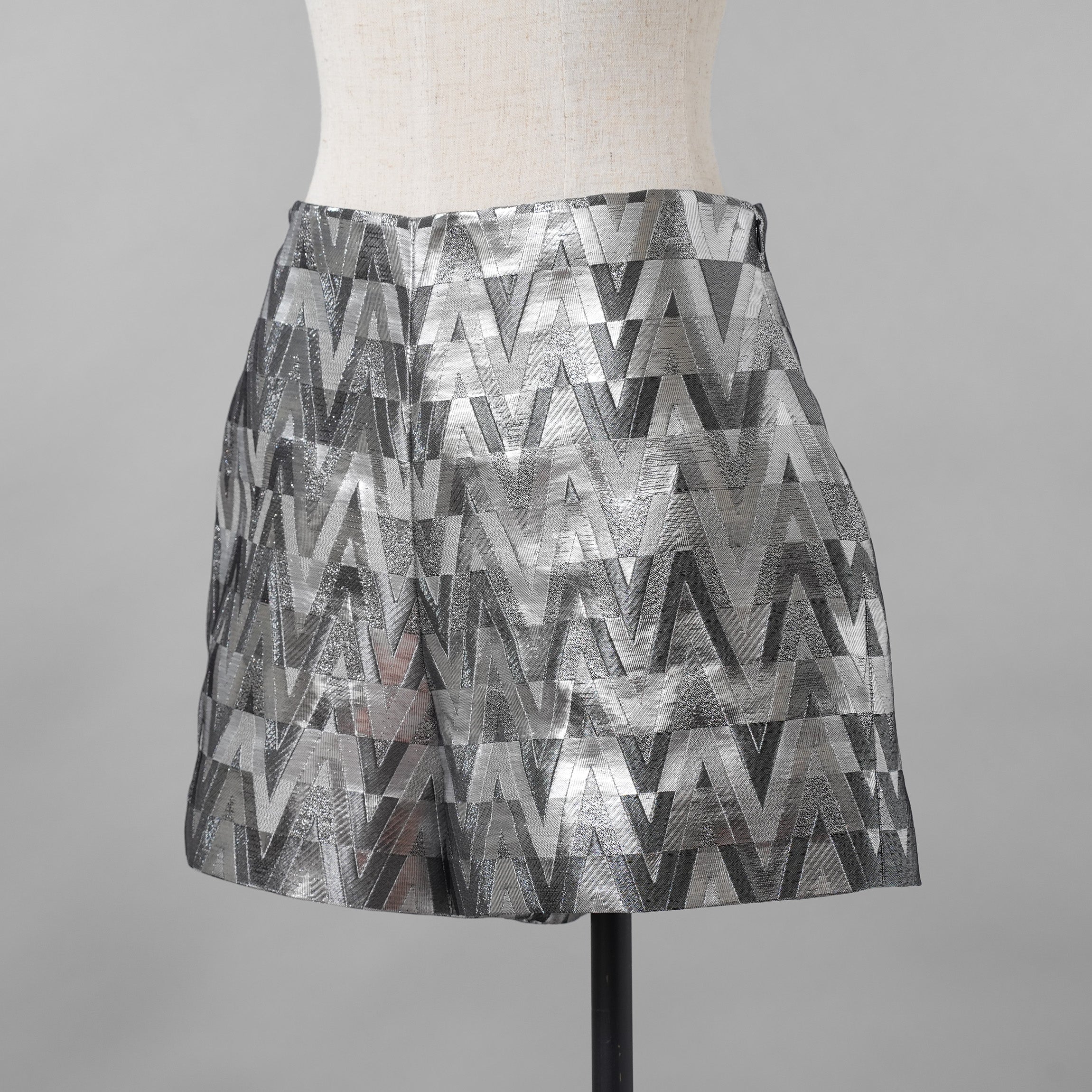 VALENTINO ヴァレンティノ / 22SS ルレックス Vオプティカル ジャカード ショーツ / XB3RF1V66UM / size 42 (SILVER) レディース