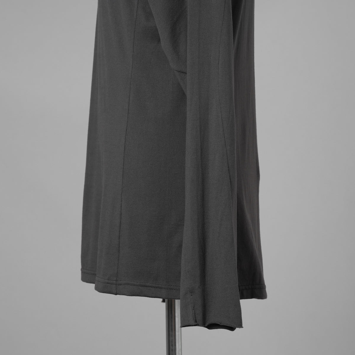 DEVOA デヴォア / 24SS SVIN Cotton Long Sleeve Soft Jersey Cutsewn 長袖Tシャツ / CSC-DSH3 / size 1 (CHARCOAL) 123035-alm