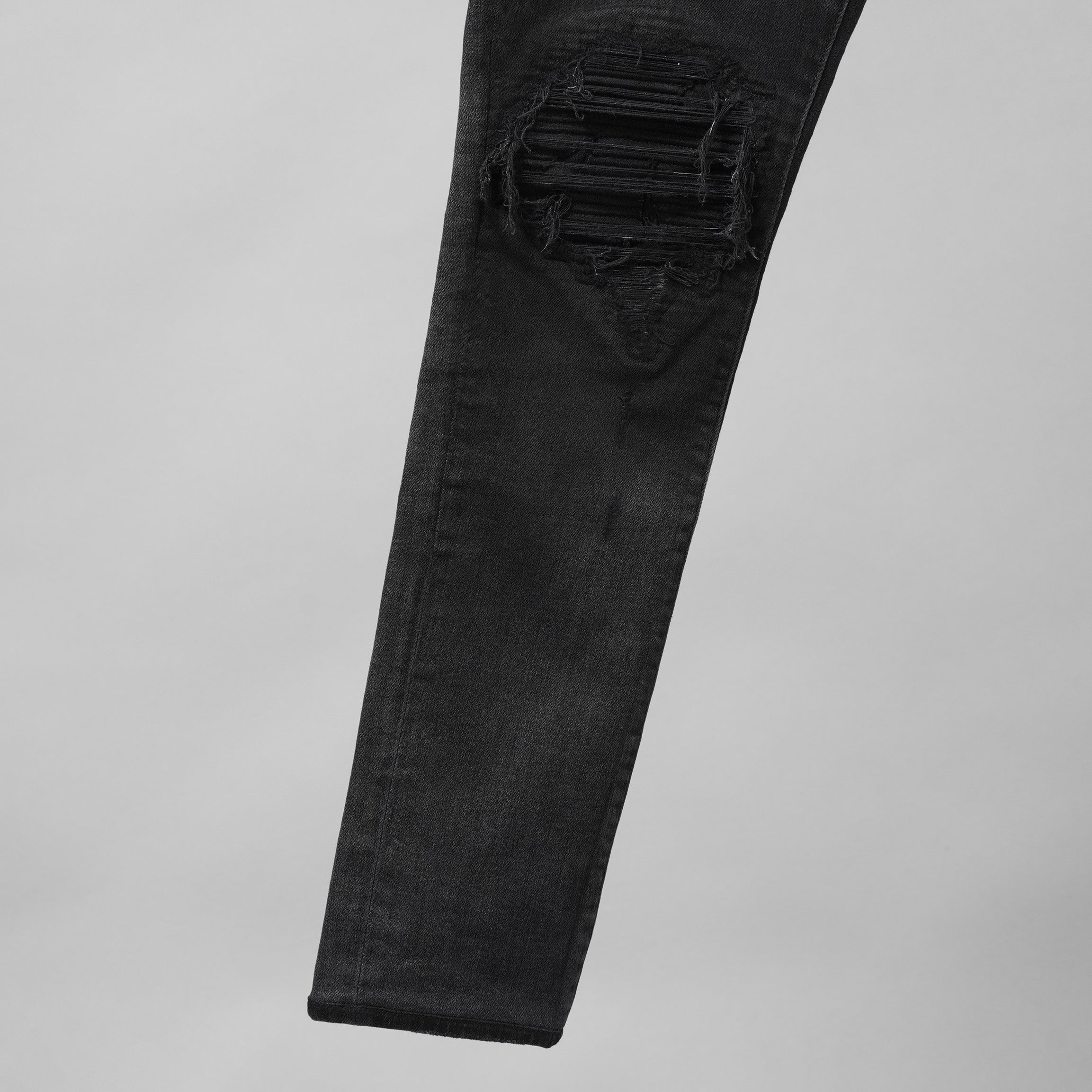 AMIRI アミリ / MX1 クラッシュ加工 ストレッチ スキニーデニム パンツ / size 28 (FADE BLACK)