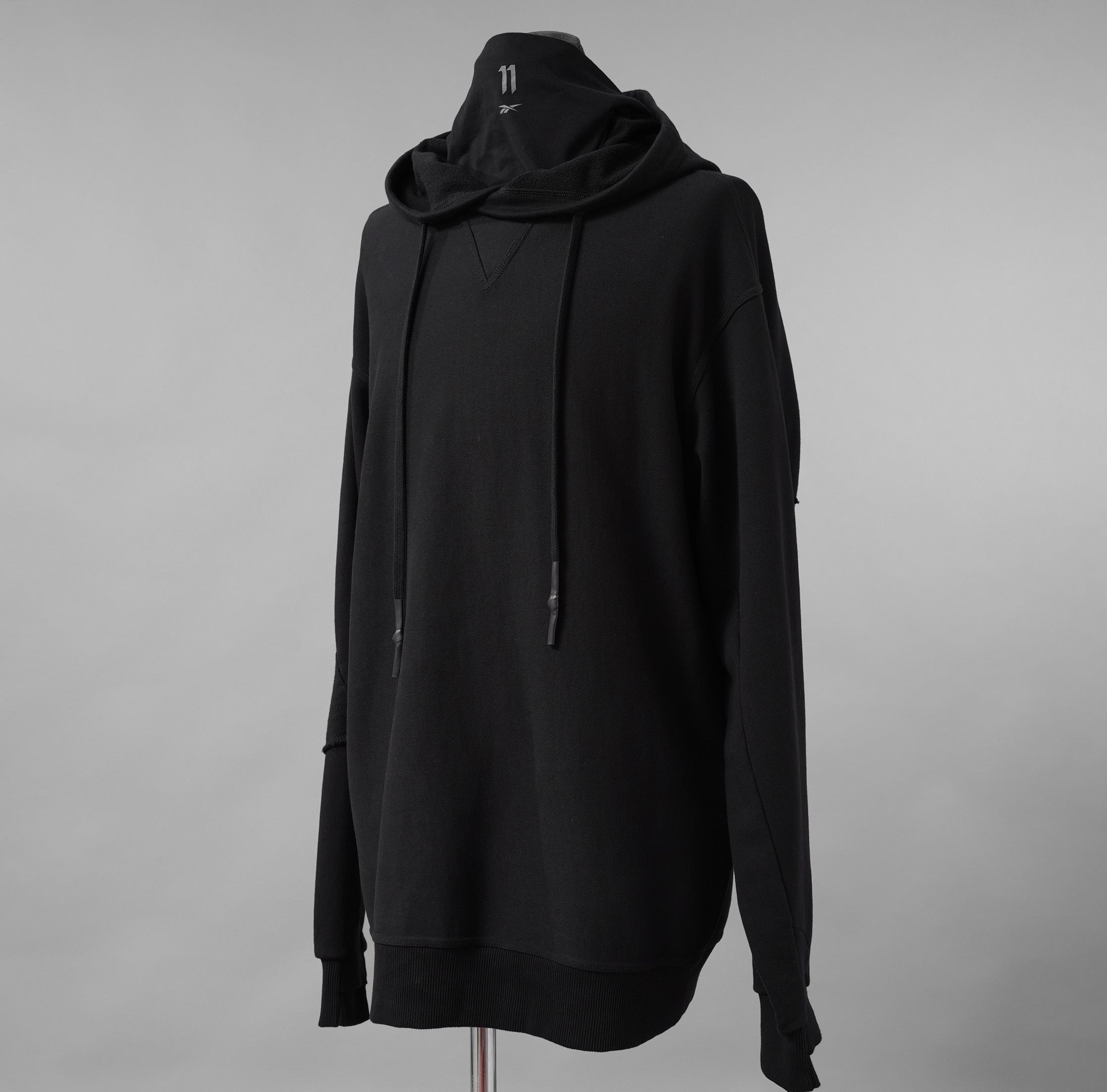 11 BY BORIS BIDJAN SABERI × Reeboc コラボ / 美品 25SS LTD CONSTRUCTED HOODIE パーカー / RMBB 00S C 99FLE001 / size M (BLACK)