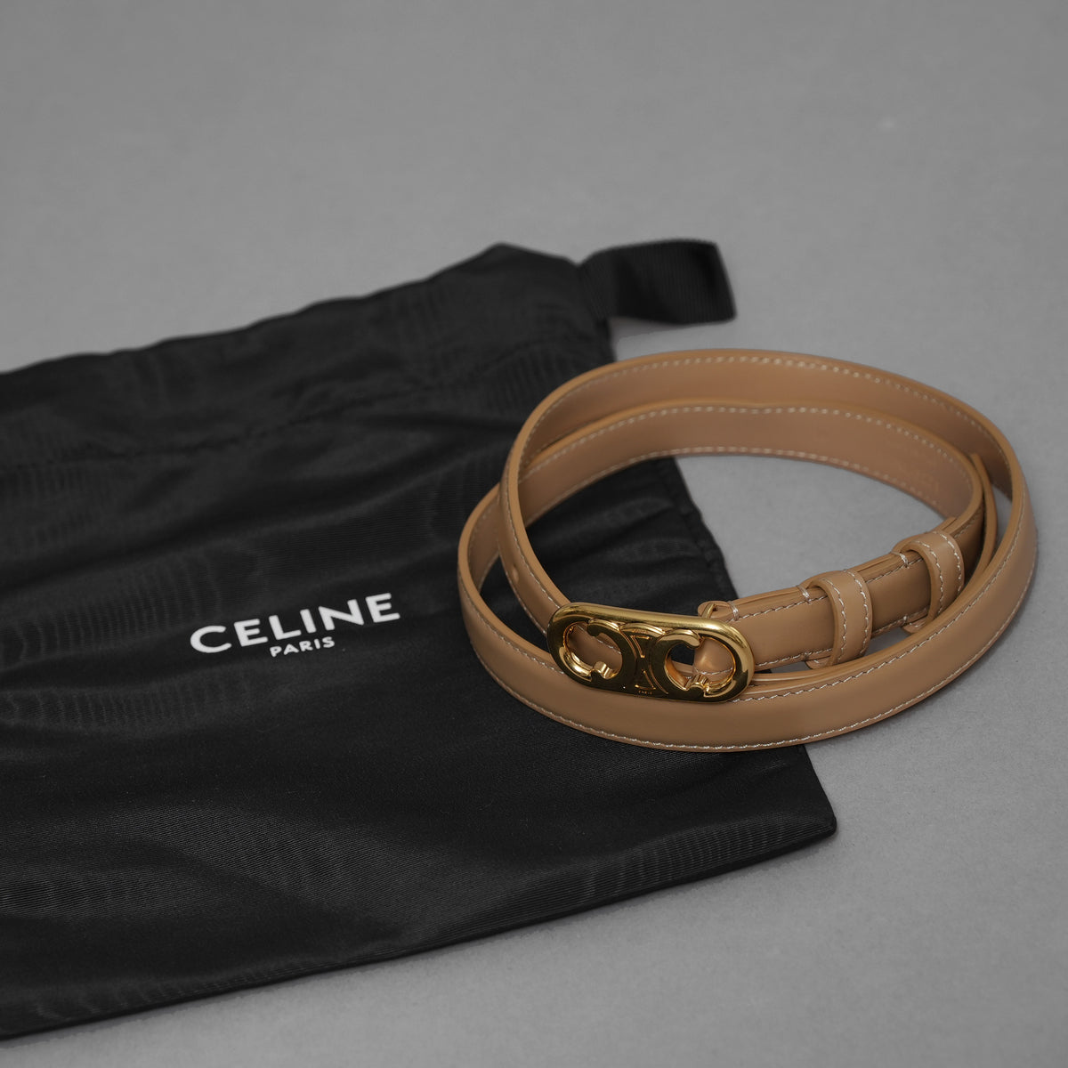 CELINE セリーヌ / 19AW トリオンフ ベルト 18mm ナチュラルカーフスキン アクセサリー / F-NE-3271 / BEIGE レディース 352121-izm