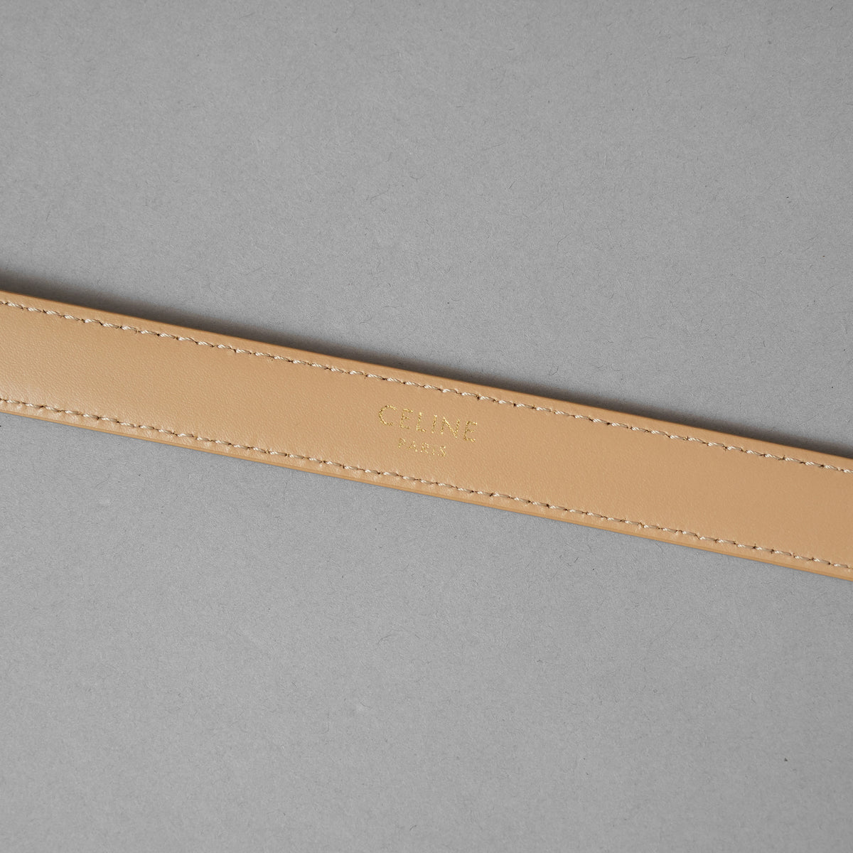 CELINE セリーヌ / 19AW トリオンフ ベルト 18mm ナチュラルカーフスキン アクセサリー / F-NE-3271 / BEIGE レディース 352121-izm