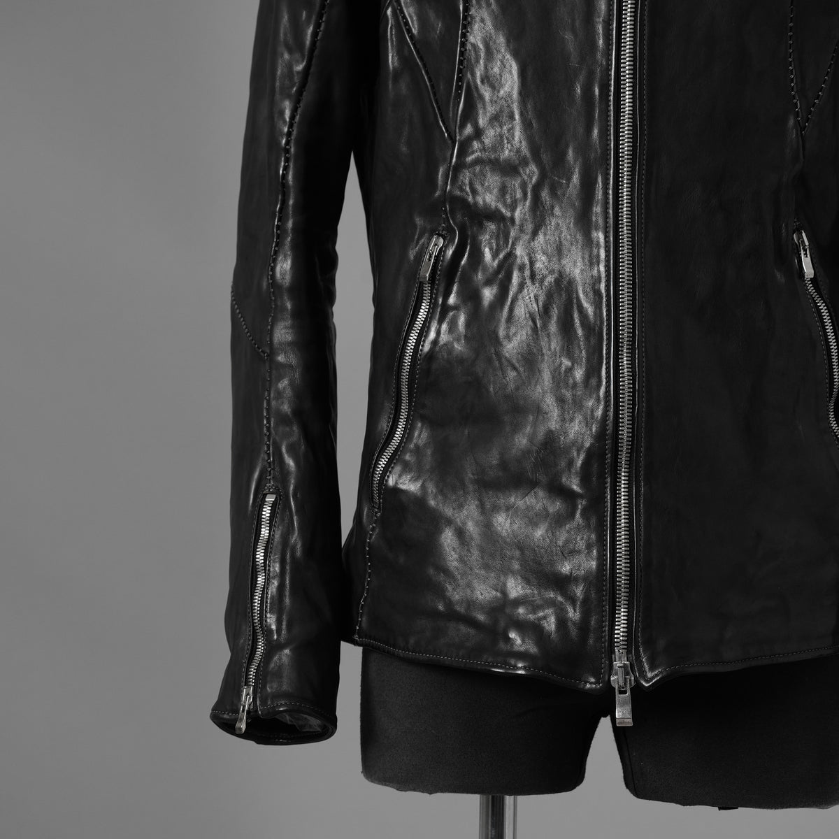incarnation インカネーション / 極美品 21AW HORSE LEATHER NO COLLAR ZIP/F MOTO #2 LINED JB-4 ホース オーバーロック レザージャケット / 12411-41487-NK-01 / size S (BLACK)