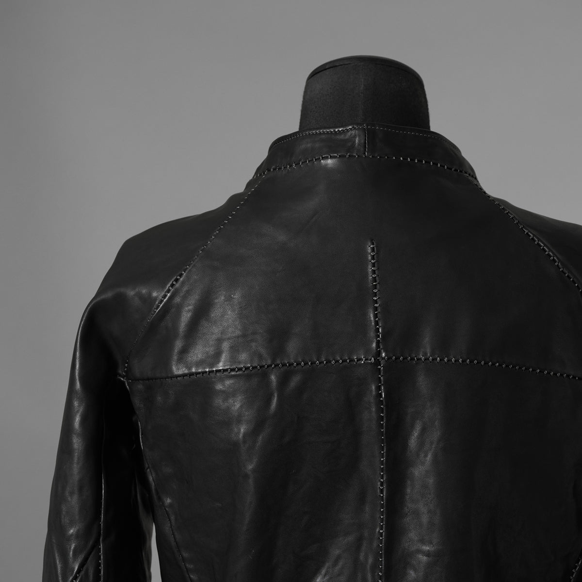 incarnation インカネーション / 極美品 21AW HORSE LEATHER NO COLLAR ZIP/F MOTO #2 LINED JB-4 ホース オーバーロック レザージャケット / 12411-41487-NK-01 / size S (BLACK)