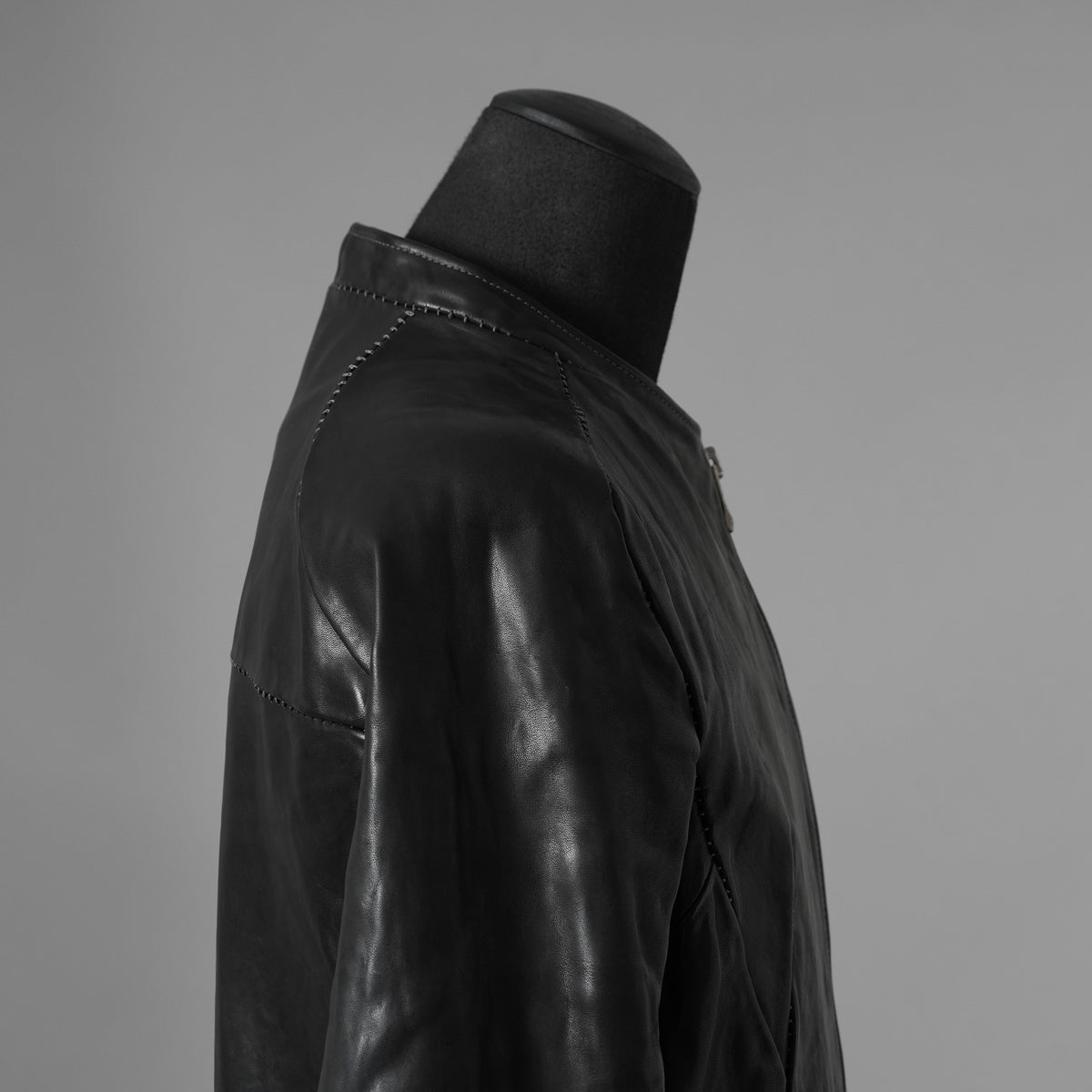 incarnation インカネーション / 極美品 21AW HORSE LEATHER NO COLLAR ZIP/F MOTO #2 LINED JB-4 ホース オーバーロック レザージャケット / 12411-41487-NK-01 / size S (BLACK)