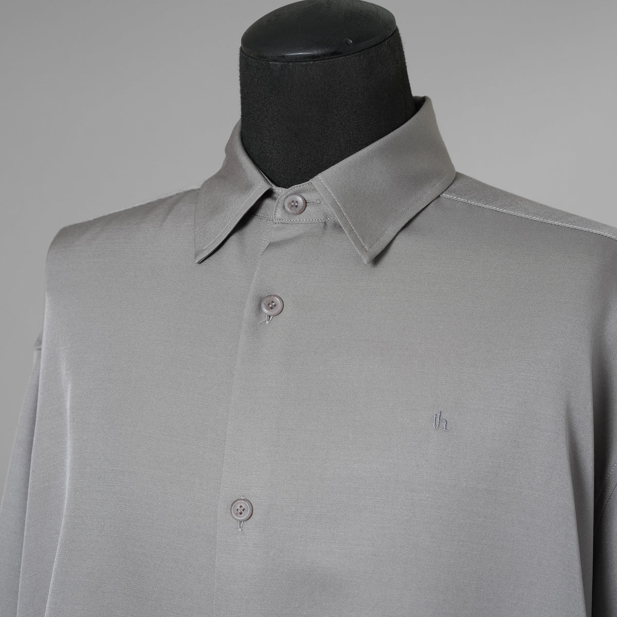 th products TARO HORIUCHI タロウ ホリウチ / 美品 Oversized Shirt ウールシルク オーバーサイズシャツ 長袖シャツ / 2201-SH05-M104 / size S (GRAY) 352123-in-ue