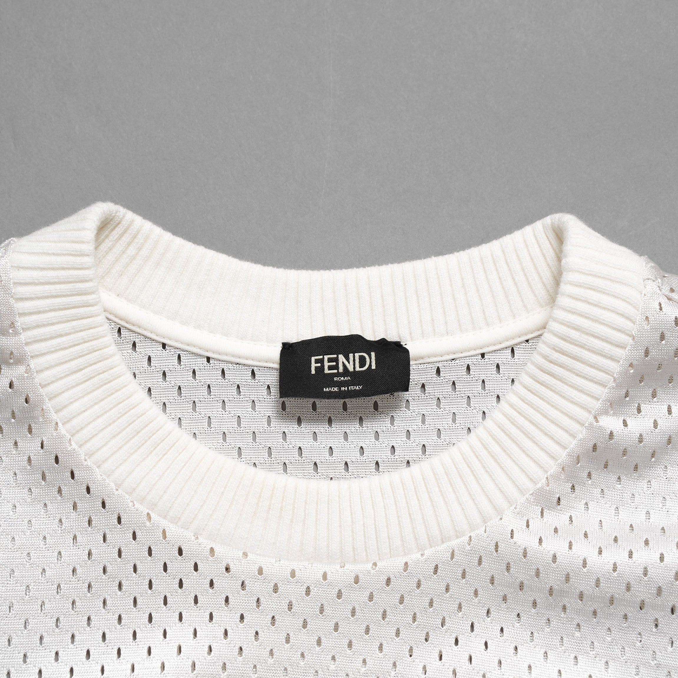 FENDI フェンディ / 美品 22SS テクニカルメッシュ FF柄 サイドテープ ロゴ 半袖TシャツFAF649AL49 / size L (WHITE x BLACK)