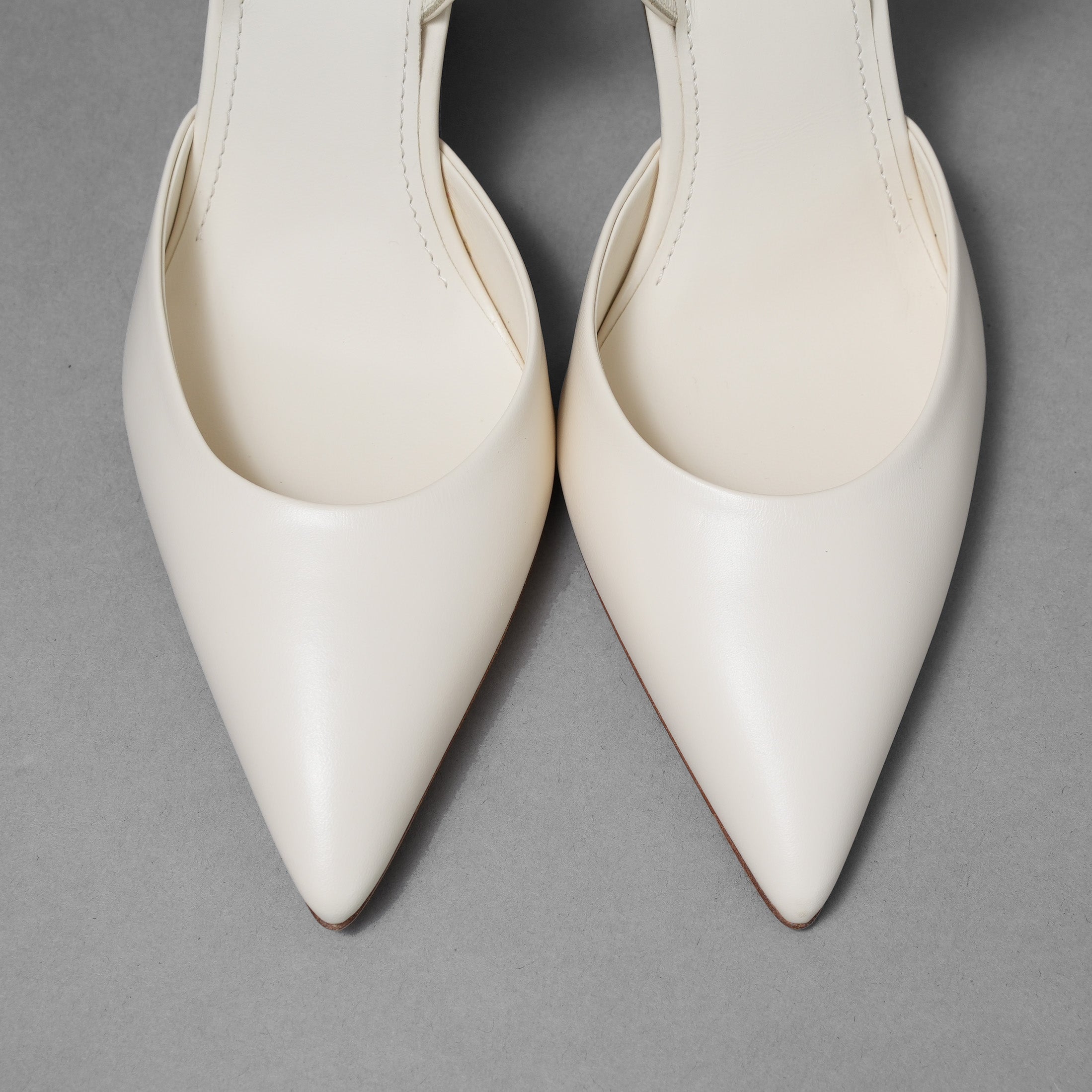 未使用 FENDI フェンディ/ 21AW ファースト スリングバック レザー パンプス / シューズ / 8J8367 NA7 / size 35.5 (22.5cm) IVORY レディース