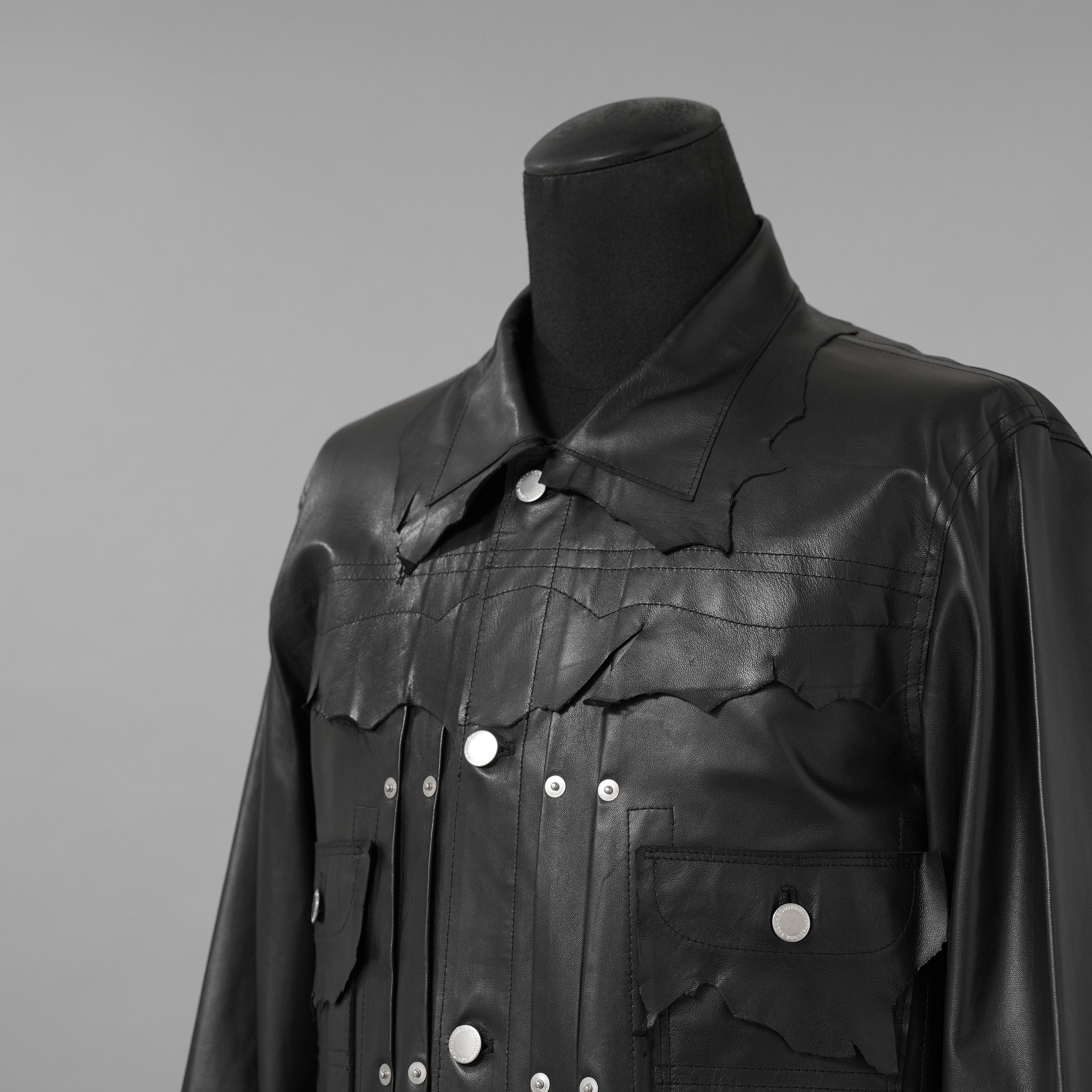 超希少 未使用品 TAKAHIROMIYASHITATheSoloist. タカヒロミヤシタ ソロイスト / 24AW ROYAL FLASH神宮前店30周年 記念別注 Rough Out Lamb Leather Work Jacket. / レザー トラッカー ジャケット / sjr30th.0001 / size 50 (BLACK)
