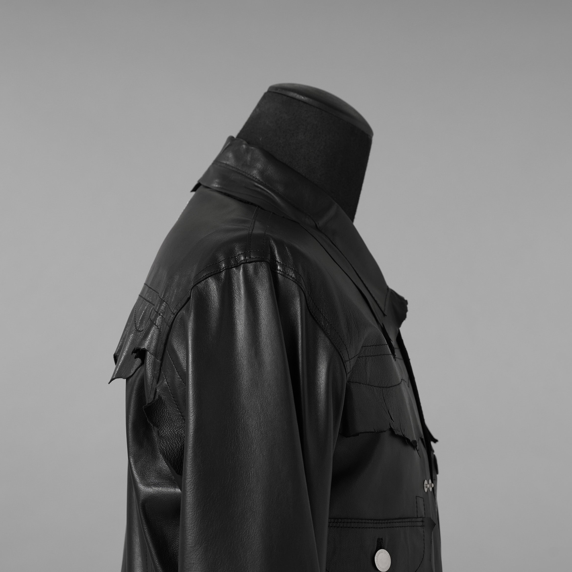 超希少 未使用品 TAKAHIROMIYASHITATheSoloist. タカヒロミヤシタ ソロイスト / 24AW ROYAL FLASH神宮前店30周年 記念別注 Rough Out Lamb Leather Work Jacket. / レザー トラッカー ジャケット / sjr30th.0001 / size 50 (BLACK)