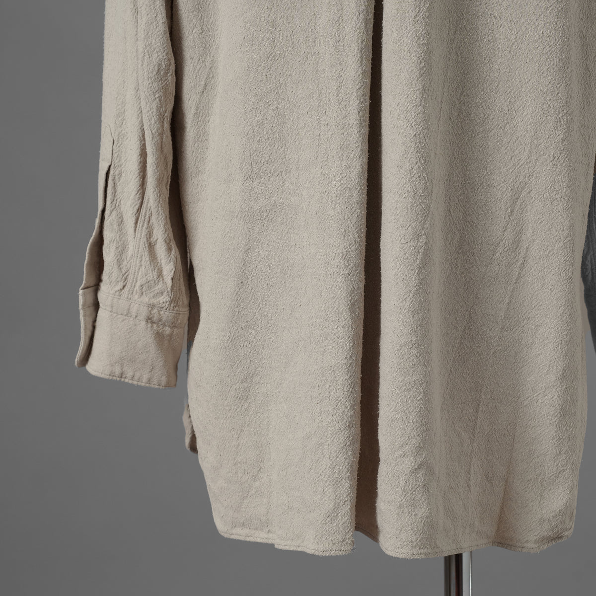 SUS-SOUS シュスー / 美品 22SS オフィサーシャツ 長袖シャツ / 07-SS01112 / size9 (NATURAL)  123054-alm