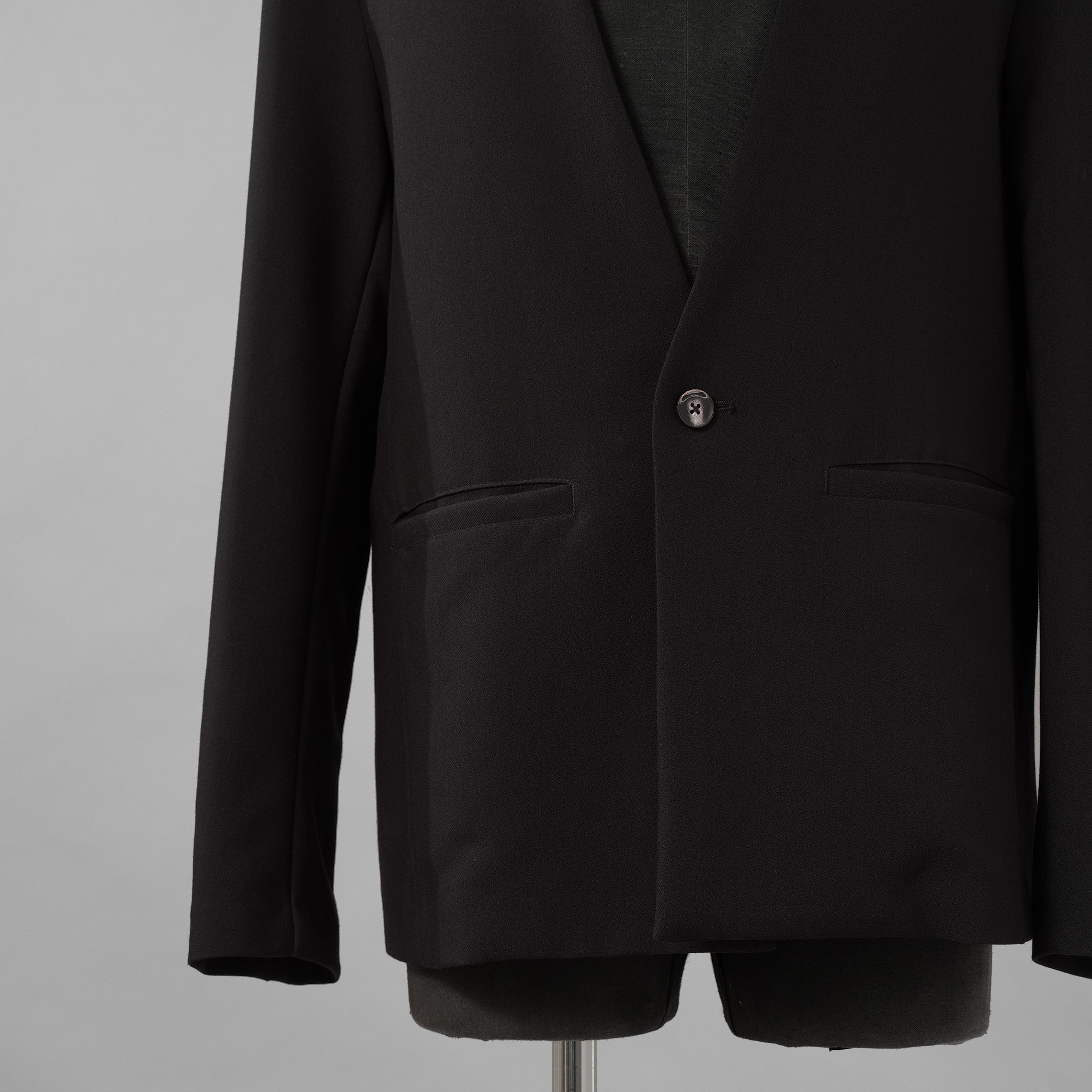5351POUR LES HOMMES 5351プール・オム / 26SS TRストレッチ ツイル ノーカラー ジャケット / 0249-80-82006 / size 48 (BLACK)