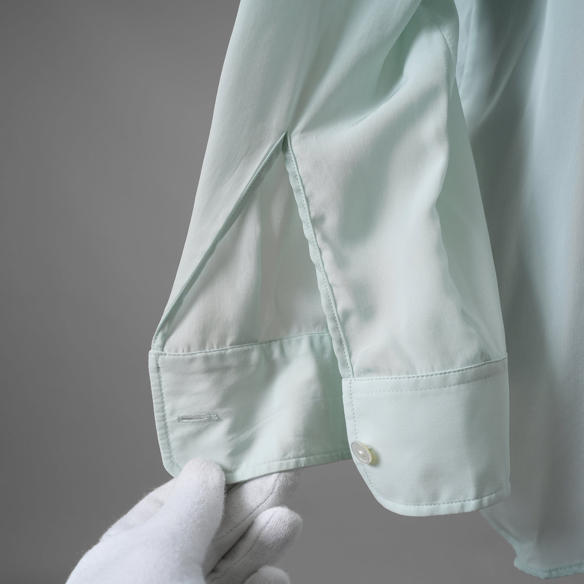 The Row ザ・ロウ / 25SS Bresson Shirt ブレッソンシャツ 長袖シャツ / 916W3678 / size M (LIGHTSAGE) 352149-in-ue