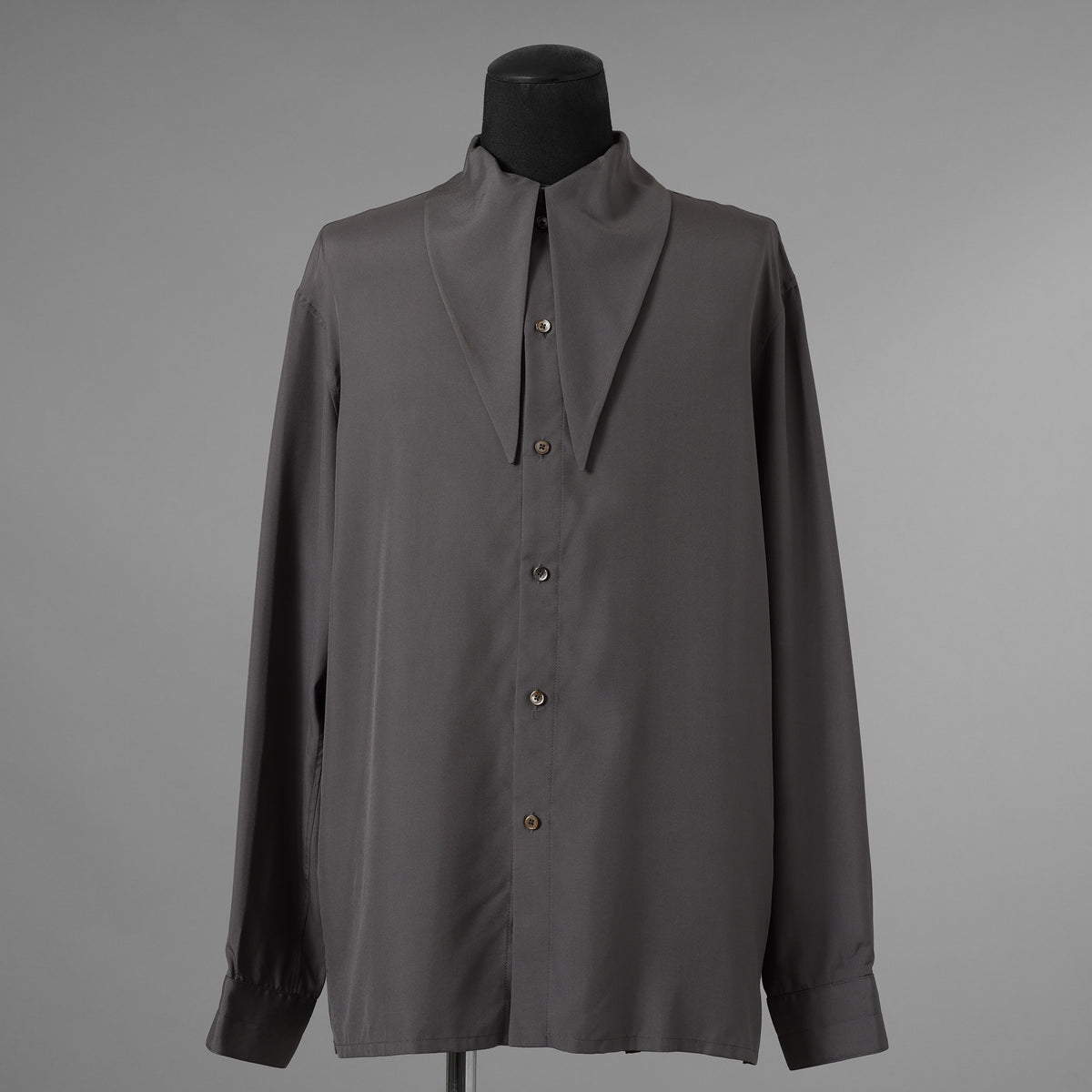 LEMAIRE ルメール / 美品 21AW silk tie neck shirs シルク タイネックシャツ 長袖シャツ / M213 SH174 LF634 / size 48 (CHARCOAL GRAY)  352131-in-ue