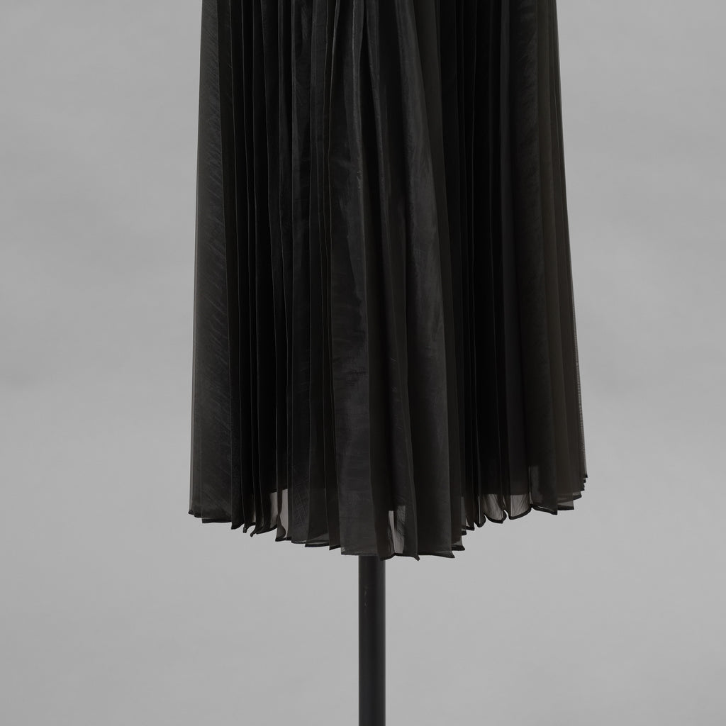 FENDI フェンディ / 美品 19AW ロング プリーツ スカート / FQ7093 A9D0 / size 38 (BLACK) レディース