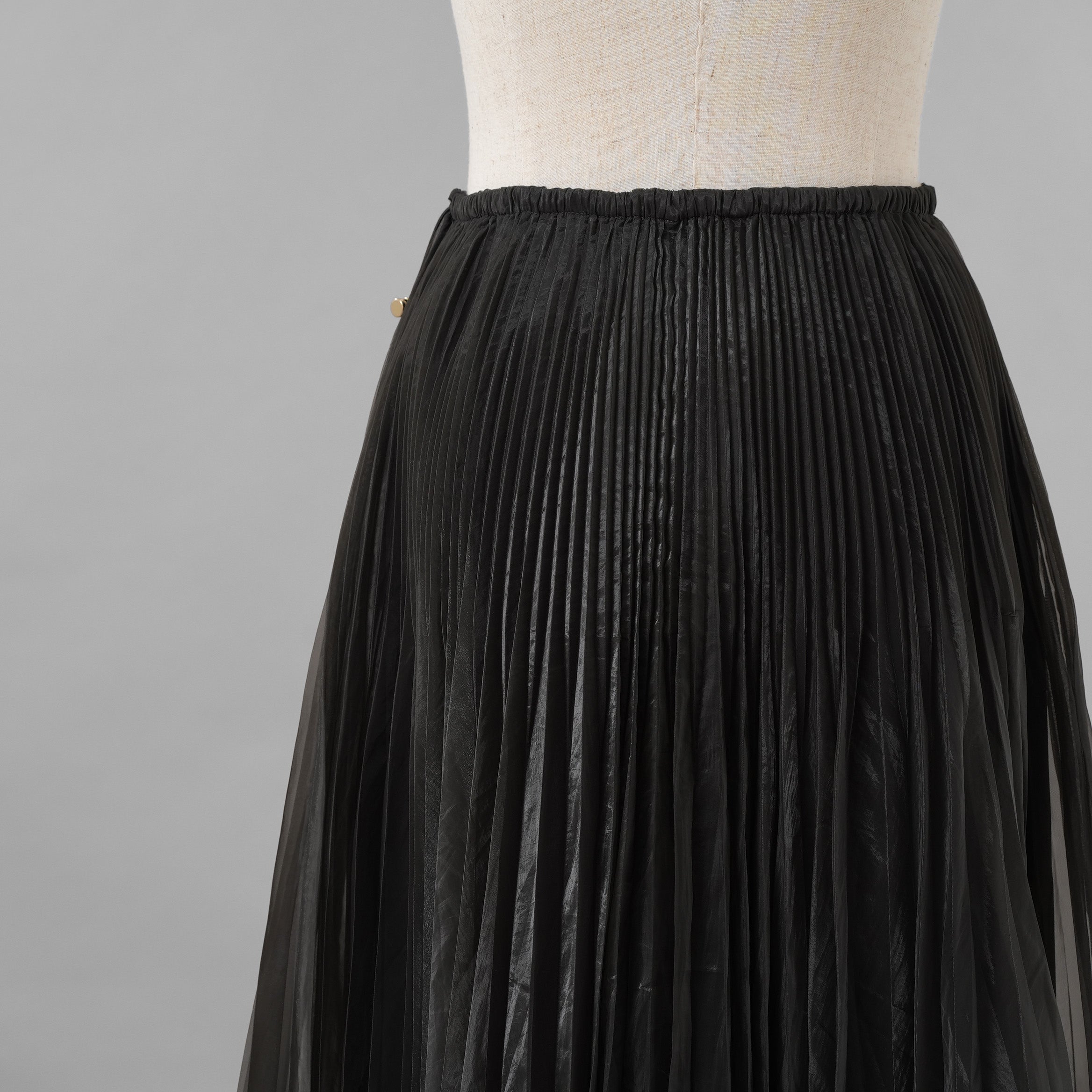 FENDI フェンディ / 美品 19AW ロング プリーツ スカート / FQ7093 A9D0 / size 38 (BLACK) レディース