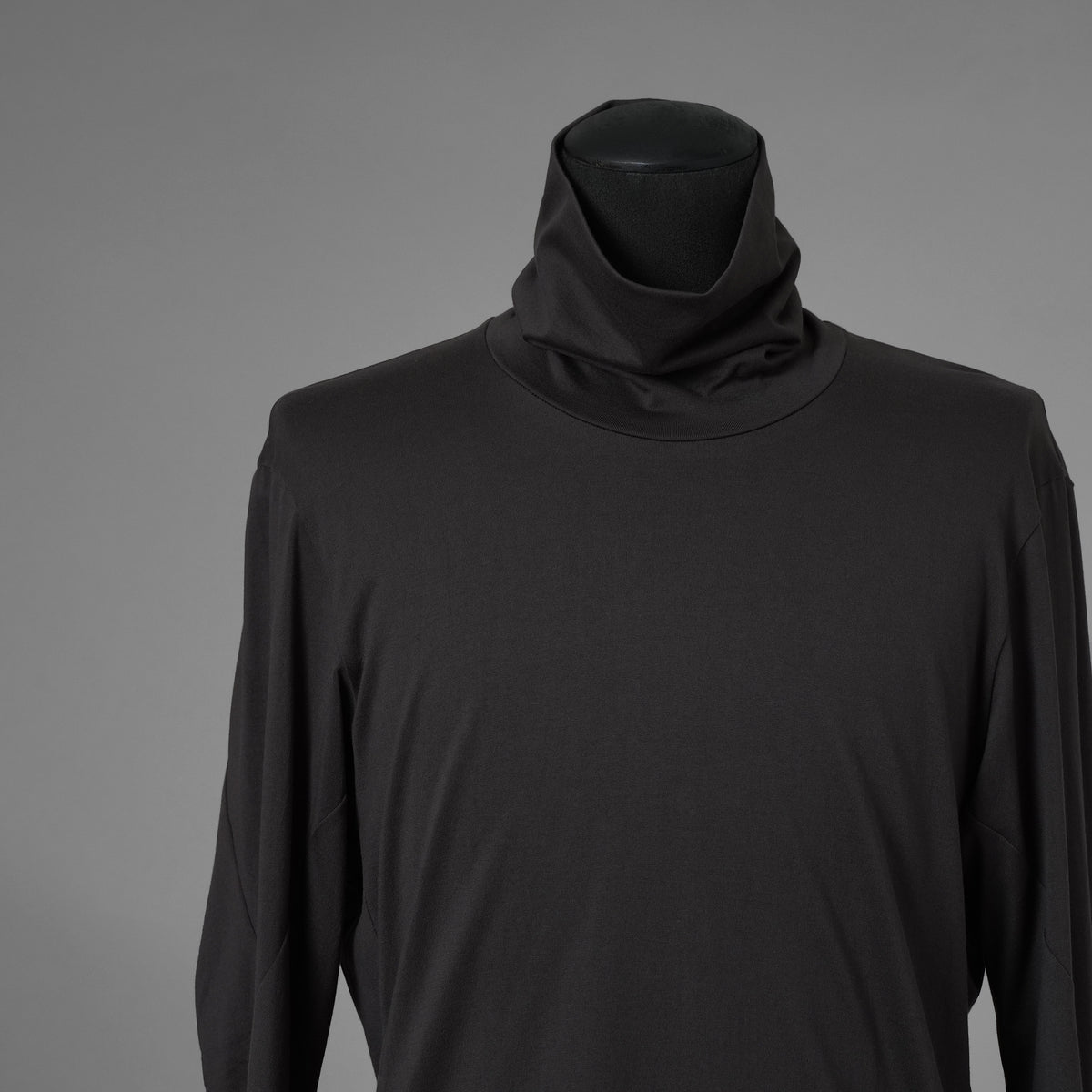 新品 DEVOA デヴォア / 25SS High Neck Long Sleeve SUVIN Cotton Jersey ハイネック ロングスリーブ スビン コットン ジャージー 長袖Tシャツ / CSC-28GV5 / size 1 (STEEL GRAY) 123047-alm