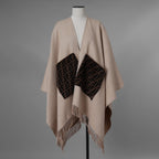 FENDI フェンディ / 美品 19AW FFロゴ ウールカシミヤ ポンチョ アクセサリー / FXX707 A9VR F0NH8 / ONE SIZE (BEIGE) レディース 352129-izm