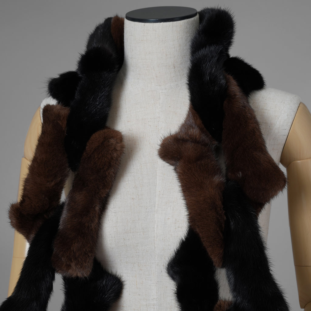 超希少 FENDI フェンディ / 美品 17AW ミンク ファー チェーンリンク マフラー  / FNG049 A140 F0GMF / ONE SIZE (BLACK × DARK BROWN) レディース 352128-izm アクセサリー