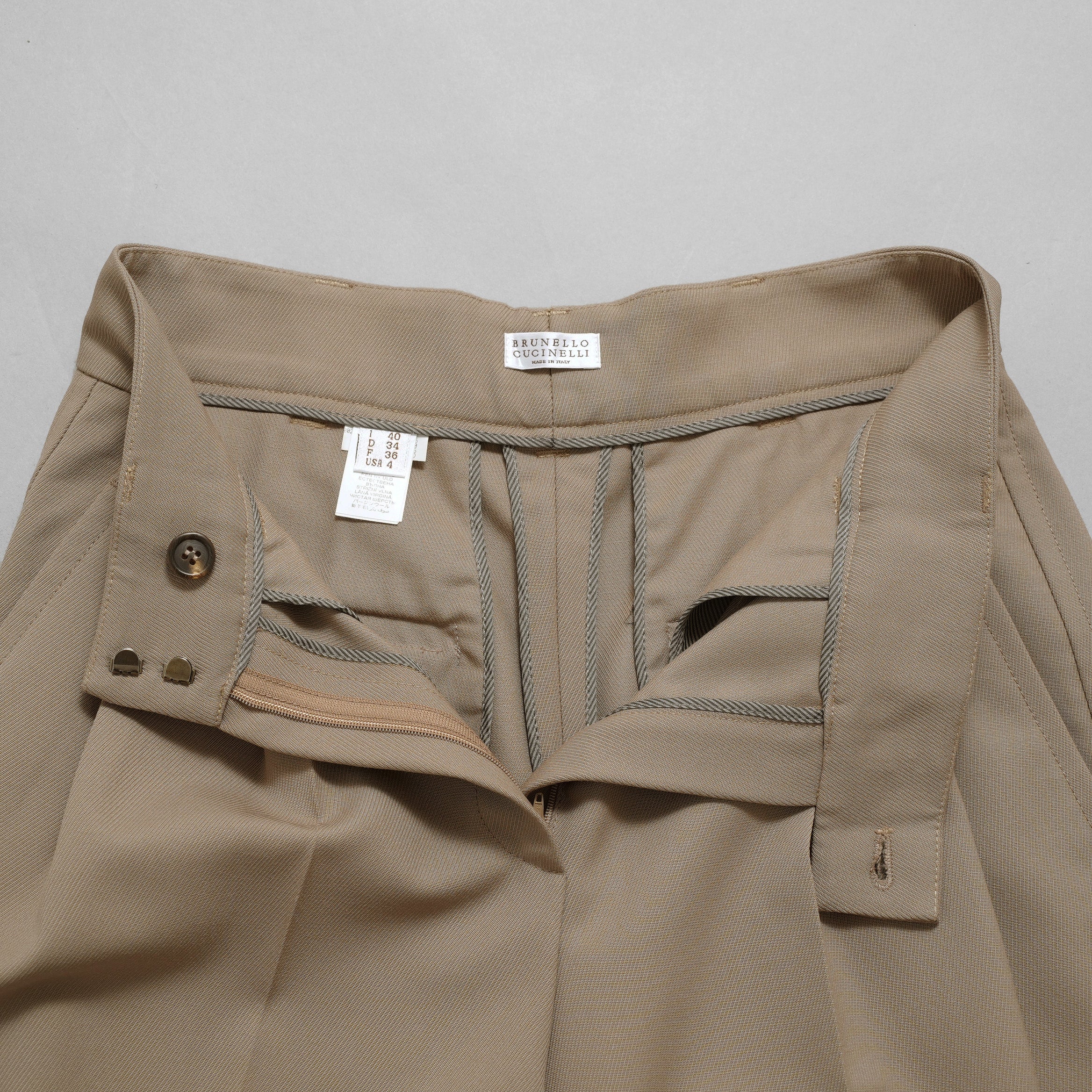 Brunello Cucinelli ブルネロクチネリ / 美品 17SSフォールドヘム ショートパンツ バミューダパンツ / MA171P7322 /  size 40 (TAUPE) レディース