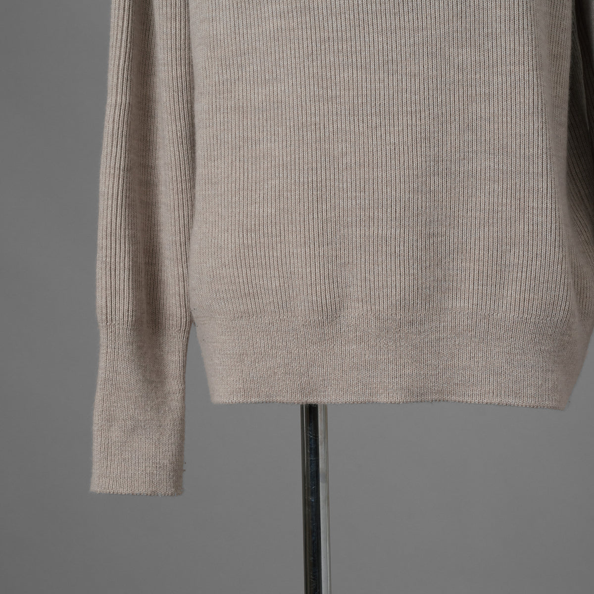 SUS-SOUS シュスー / 美品 20AW Fisherman's turtle neck sweater フィッシャーマンズ タートルネック セーター 長袖 ニット / 06-SS01615 / size 9 (BEIGE)  123049-alm