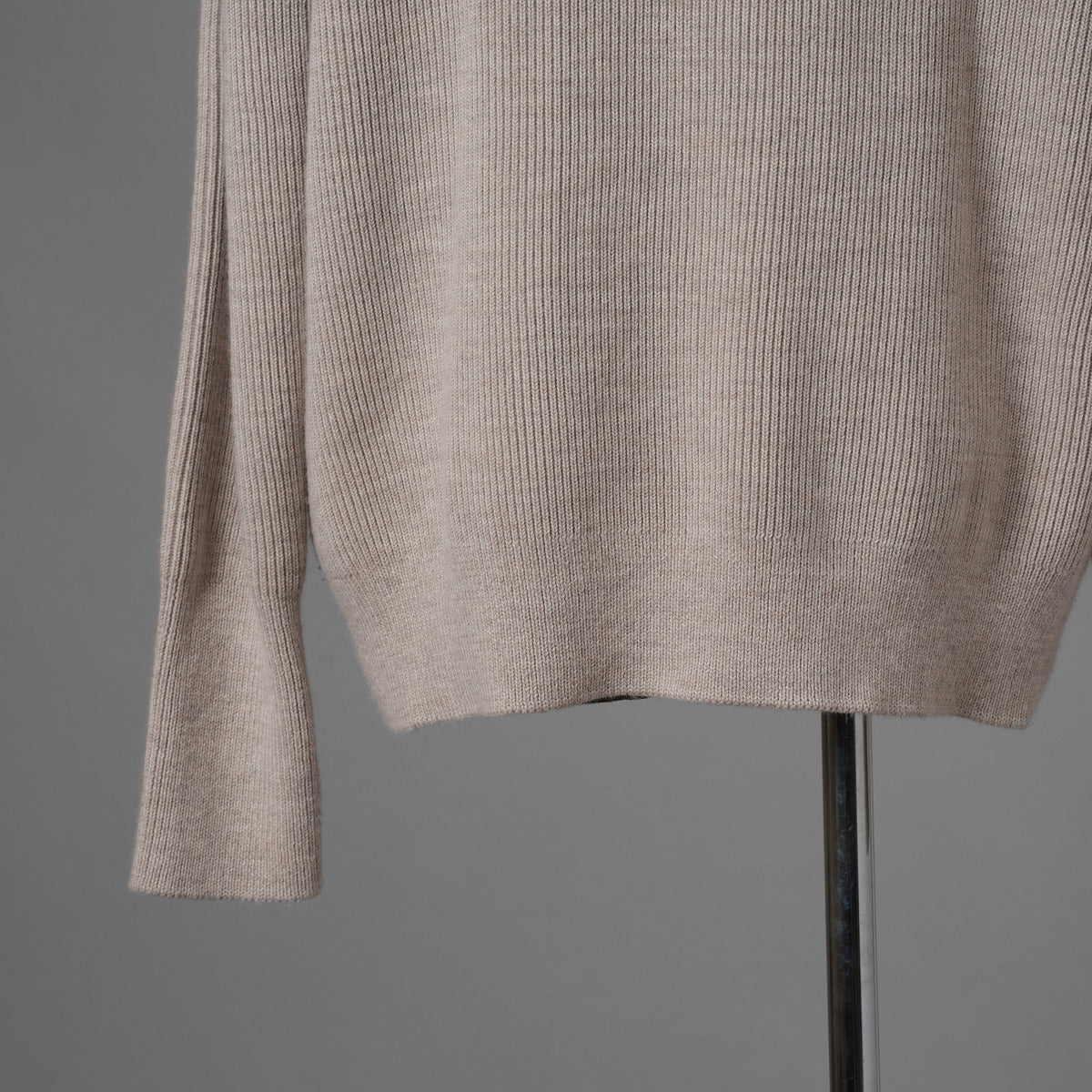 SUS-SOUS シュスー / 美品 20AW Fisherman's turtle neck sweater フィッシャーマンズ タートルネック セーター 長袖 ニット / 06-SS01615 / size 9 (BEIGE)  123049-alm