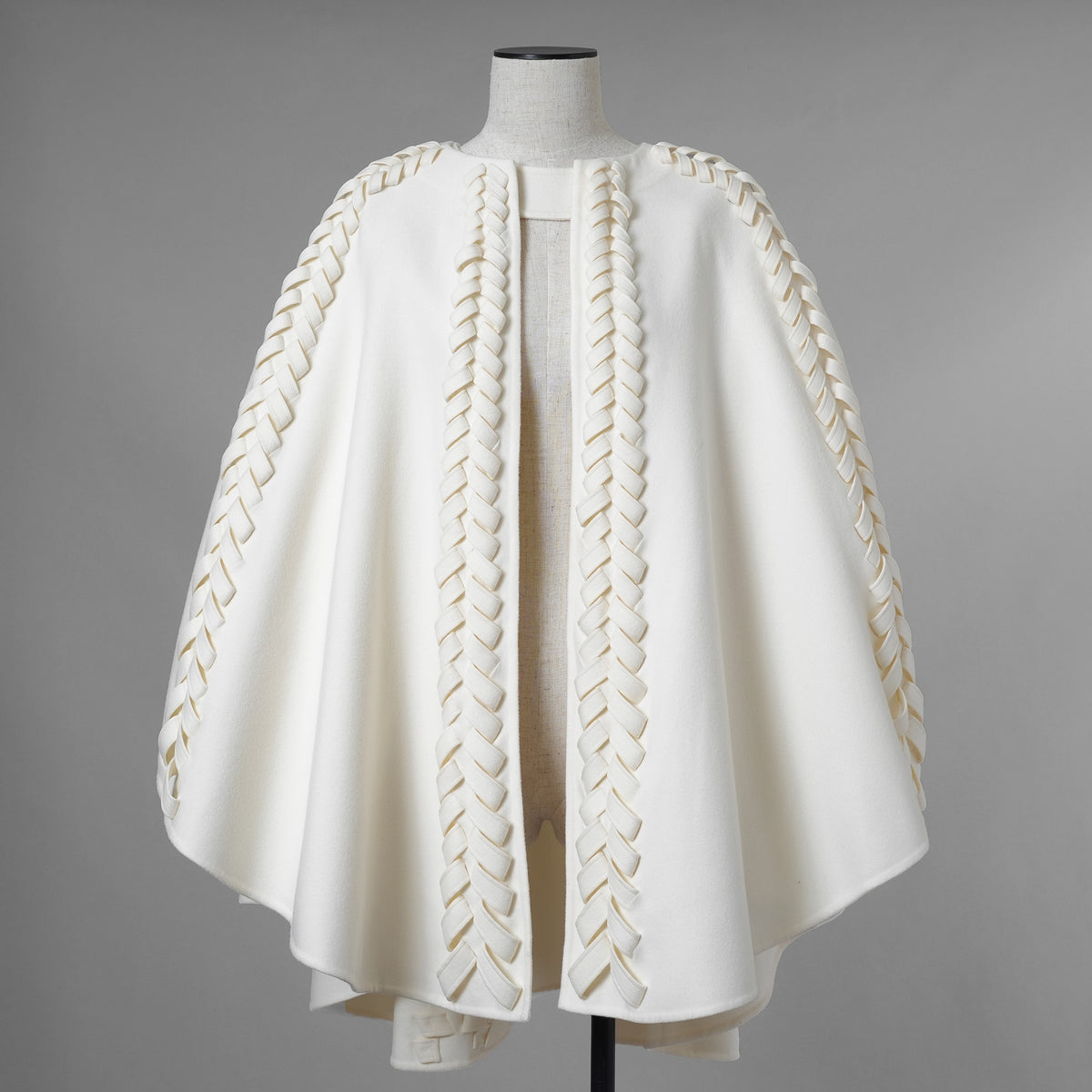 VALENTINO ヴァレンティノ / 美品 21AW ウールカシミア ブレード ケープ アウター / WB0CG2H315E / size M (IVORY) レディース 352134-izm